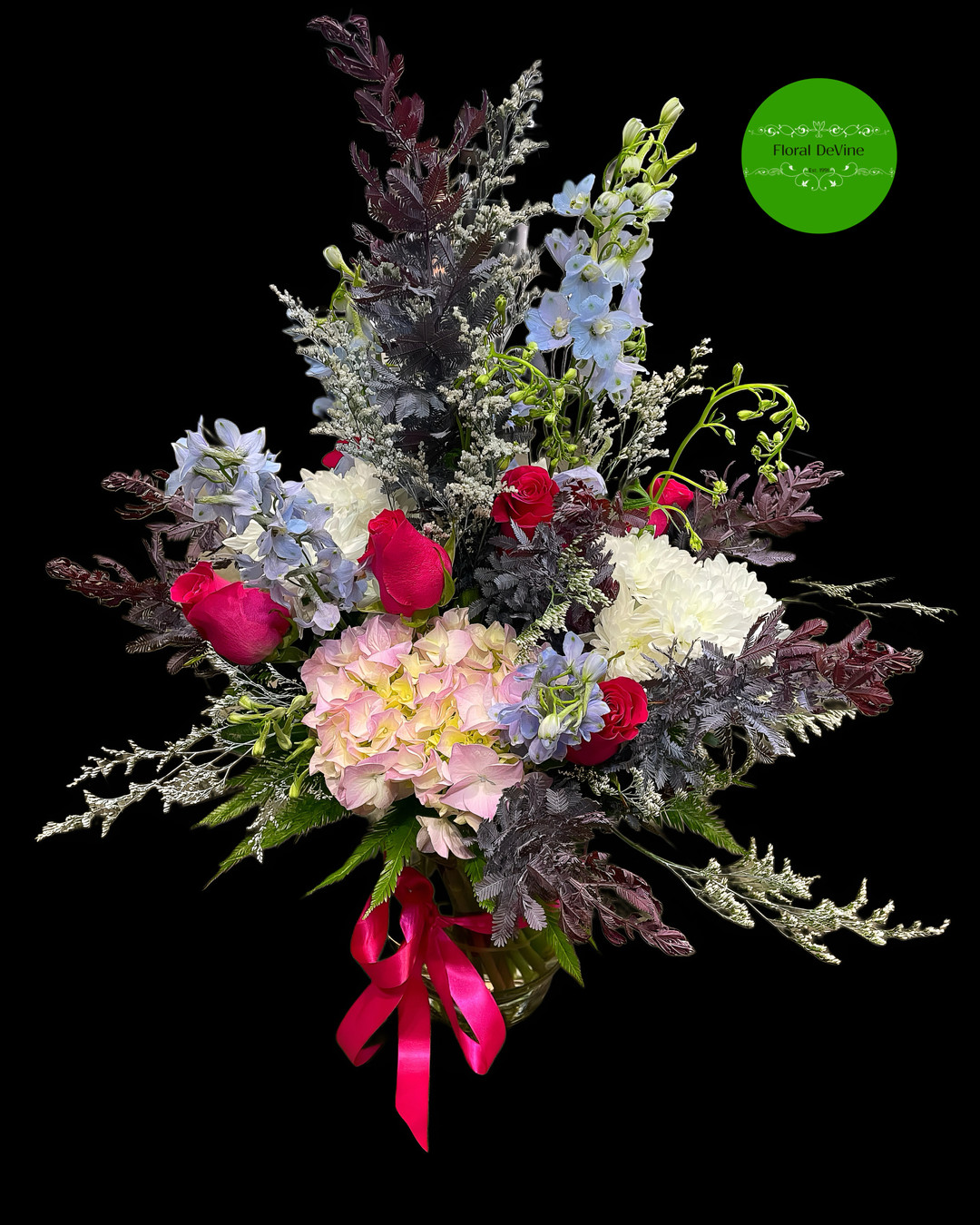 Celebrate your love with flowers that tell your story. 🌹✨ New blog: Tips for choosing the perfect anniversary arrangements — from blooms to styling ideas. Link in Bio
#AnniversaryFlowers #FlowerInspo #FloralDesign #LoveInBloom #FloristLife #FloralDeVine