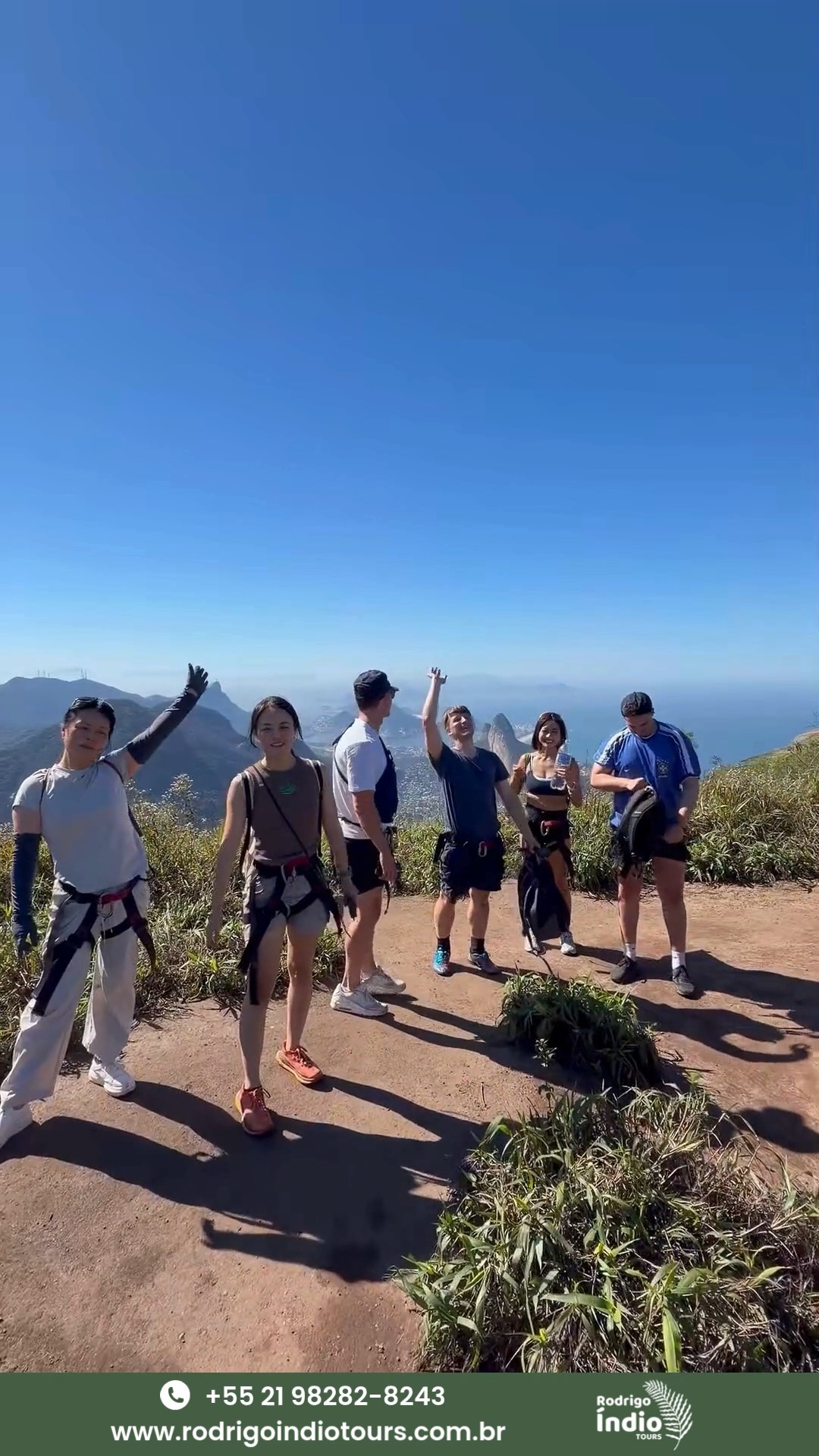 A trilha mais famosa e procurada do Rio e na minha opinião a melhor. Seja por todo o percurso com vistas incríveis, a sua dificuldade, escalada na Carrasqueira (ou rapel), sua imensidão e vista 360 graus da cidade de imponente montanha.
The most famous and sought-after trail in Rio, and in my opinion the best. Whether it's the entire route with incredible views, its difficulty, the climb on Carrasqueira (or rappelling), its immensity, and the 360-degree view of the city from an imposing mountain.
PEDRA DA GÁVEA:
https://www.rodrigoindiotours.com.br/pedra-da-gavea
AS MELHORES EXPERIÊNCIAS ESTÃO AQUI:
https://www.rodrigoindiotours.com.br/experiencias
MAIS UM DIA DE ÍNDIO
ANOTHER ÍNDIO DAY