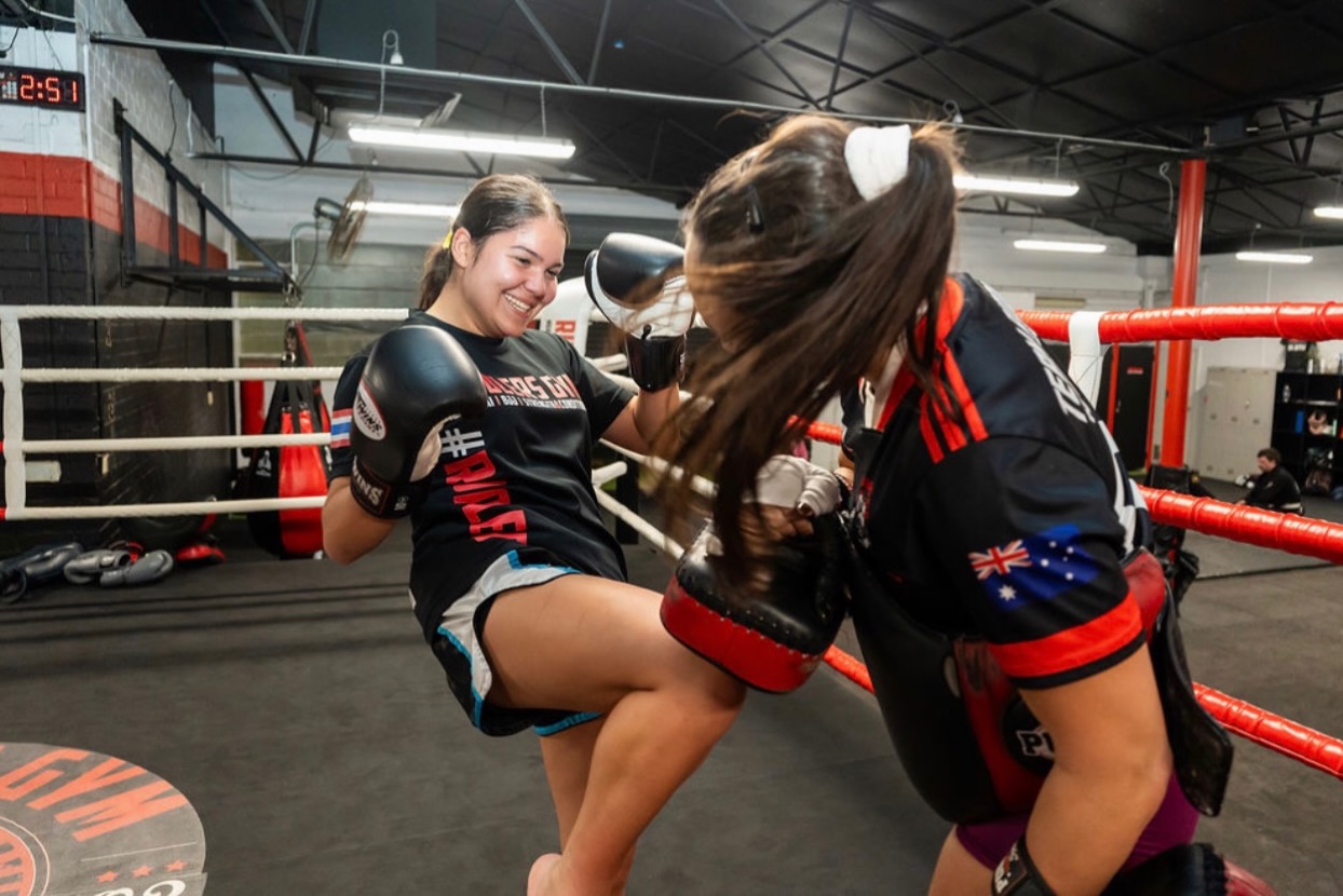 Everyone starts as a beginner. 🥊
The hardest part is walking through the door for the first time.
We’ll help with the rest.
Your first class is FREE 😁
Timetable linked in BIO 🔗
DM us for more info ℹ️
START YOUR MUAYTHAI JOURNEY AT RIDDLERS GYM ❤️🖤
#riddlersgym #muaythai #beginner #muaythaiislife #journey