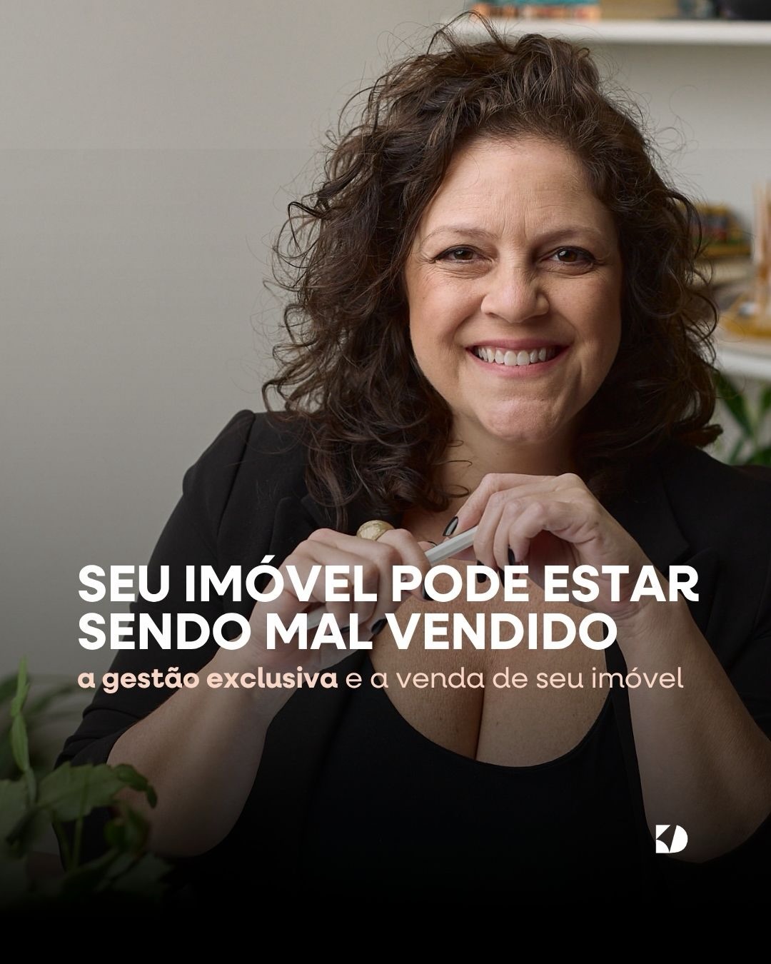 Muitos proprietários confundem divulgação com estratégia.
Acreditam que quanto mais pessoas anunciarem um imóvel, maiores serão as chances de venda.
Mas vender um imóvel não é apenas colocá-lo em todos os lugares possíveis.
É garantir que ele seja apresentado da forma certa, para as pessoas certas, no momento certo.
Por trás de uma venda existe posicionamento, comunicação, negociação, acompanhamento e relacionamento com outros profissionais do mercado.
A pergunta talvez não seja quantos corretores estão anunciando seu imóvel.
Mas quem está conduzindo a estratégia de venda.
Porque quantidade gera alcance. Estratégia gera resultado.
Se você está vendendo seu imóvel no Itaim Bibi ou região, me envie uma mensagem. Vamos conversar sobre o seu momento e analisar qual é a melhor estratégia para a venda do seu imóvel.