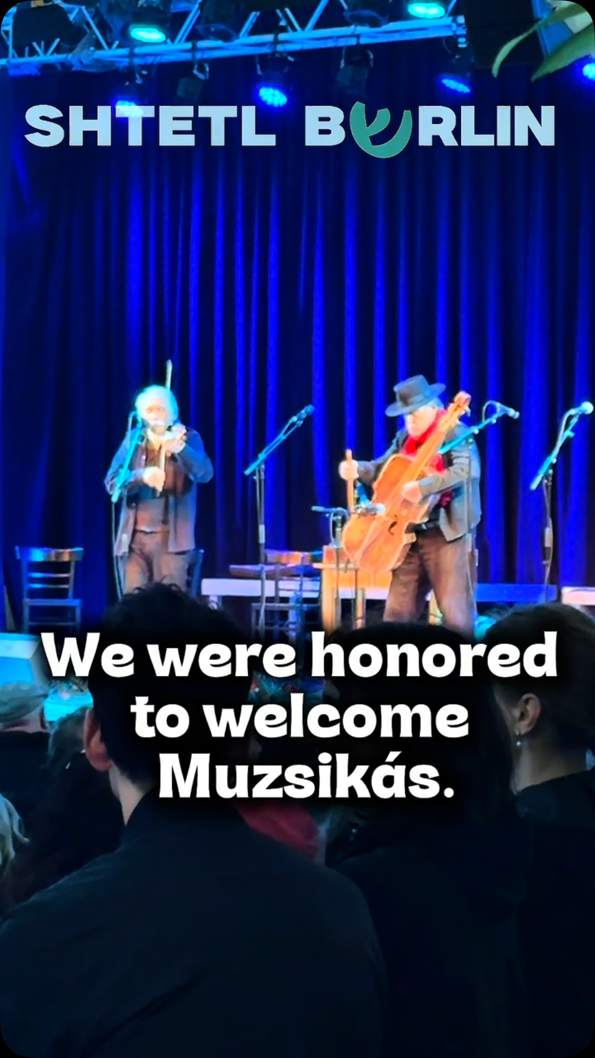 We were so honored and overjoyed to welcome @muzsikas_official folk ensemble to Shtetl Berlin 2026. They led a workshop, performed a magical concert, and sat down with @tsimbl for a fascinating interview.
Thank you for your generosity, your warmth, and the depth of knowledge and musicianship you brought to our festival, and for all the work you’ve done over 5 decades to promote this music and expand our understanding of Ashkenazi culture!
Your contributions to our festival were truly inspiring, something our whole community will carry with us for a long time.#klezmer #shtetlberlin #berlinevents #jewishculture #yiddishmusic