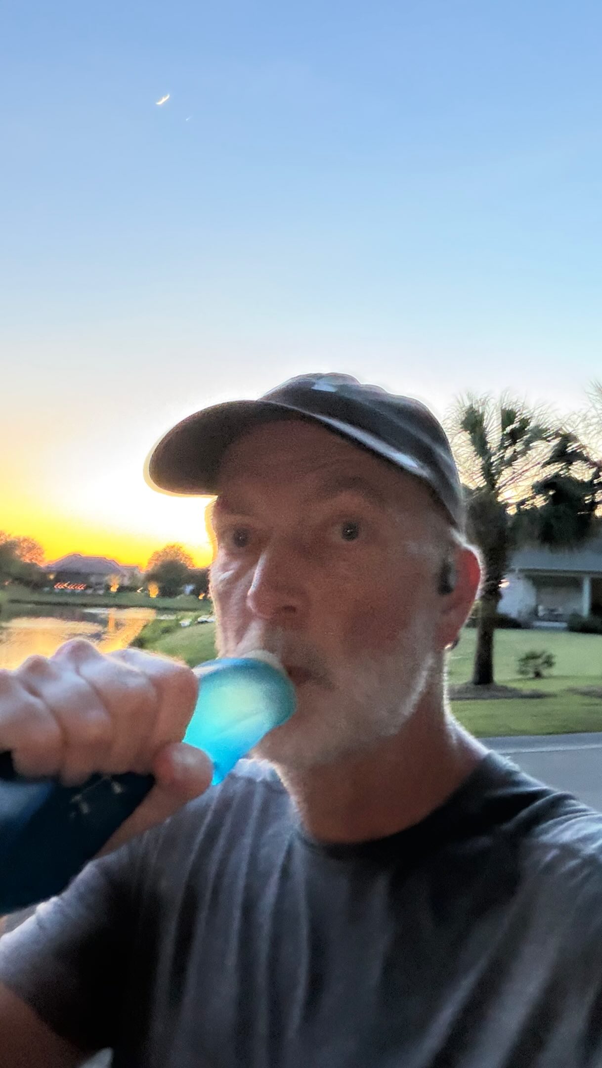 Ever done a sweat test? If not, I’d recommend giving it a shot some time. Check out the link in my bio for all the details if you are curious about it.
#ultrarunner #runcoach #endurance