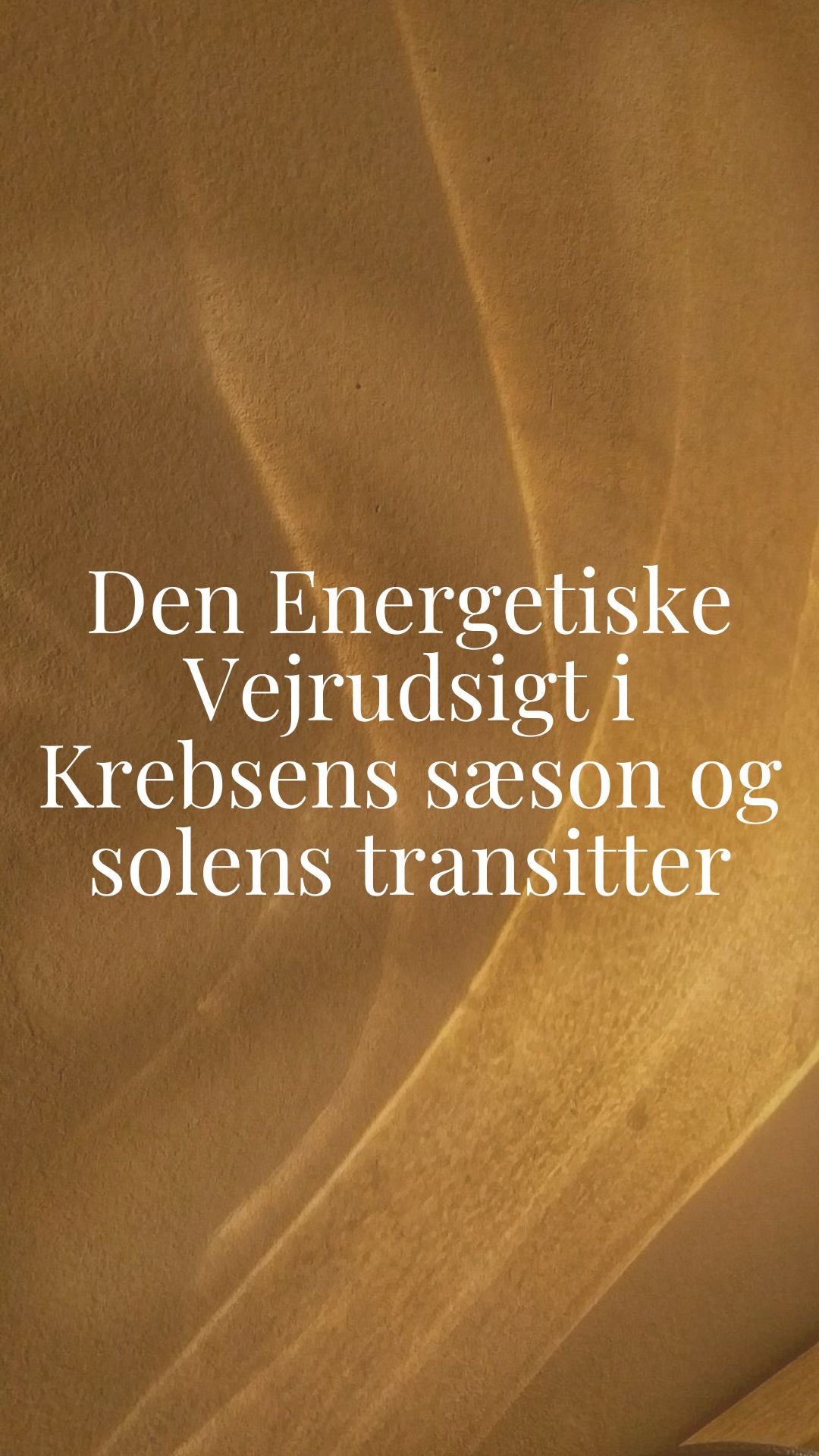 🎙️ Krebsens Sæson
♋️ Solen i Krebsen d. 21. juni kl 10:25.
🌞 På Sommersolhvervet træder vi ind i Krebsens Sæson og dermed går vi fra Tvillingernes hurtige og mentale luft-energi til Krebsens følsomme og tryghedssøgende vand-energi.
🦀 Krebsen er et bløddyr - det betyder at den bærer sin skal på ydersiden. Så selvom den til tider kan virke lidt lukket og måske endda kold, er det kun indtil man bliver lukket ind bag skjoldet. Her er kærlighed og omsorg nok til alle i Krebsens tribe.
⚡️ Krebsen hører til den kardinale dynamik, hvilket giver en igangsættende energi. Derfor kommer det måske heller ikke som en overraskelse at vi i Krebsens sæson finder adskillige Gates, der har hjemme i Rodcentret, som jo netop er centret for begyndelser.
I denne episode kommer vi omkring:
🌻 At forholde sig åbent til verden (Gate 15)
🌻At sætte tempoet ned (Gate 52)
🌻At undgå at provokere til konflikter (Gate 39)
🌻At så sine frø på bæredygtig vis (Gate 53)
🌻At bruge sine ord med omhu (Gate 62)
🤖 Og så en lille Disclaimer: Vi fik en forsmag på den kommende Merkur i retrograd, som desværre betyder at lydkvaliteten på denne episode lader en del tilbage at ønske. Vi håber, I kan se bort fra at vi lyder lidt som robotter og kan få noget ud af episoden alligvel.
🌞 Rigtig glædeligt Sommersolhverv.
#humandesigndk #humandesignpådansk #energetiskvejrudsigt