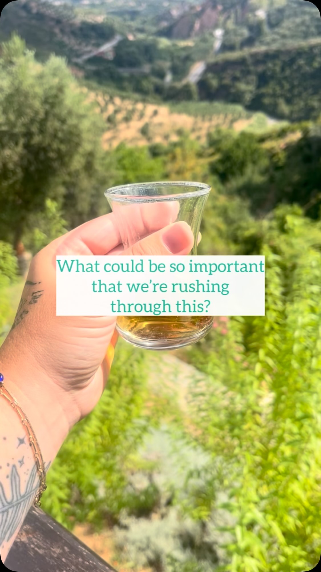What could be so important that we’re rushing through this - the small moments, the real life?
.
.
.
#rushing #slowdown #smallmoments
