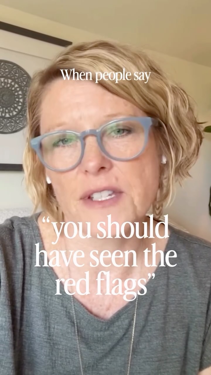 “You should have seen the red flags.”
It’s one of the most common—and most harmful—things survivors hear.
Manipulation is designed to create confusion, attachment, and self-doubt long before the red flags become obvious.
If you’ve ever blamed yourself for not seeing it sooner, this reel is for you.
📌 Wondering if what you’re experiencing is love or a trauma bond? Take my free “True Love or Trauma Bond?” quiz ~ link in bio.
📌 Save this to remind yourself: You weren’t naive. You were being manipulated.
#NarcissisticAbuse #TraumaBond #EmotionalAbuse #CoerciveControl #HealingJourney