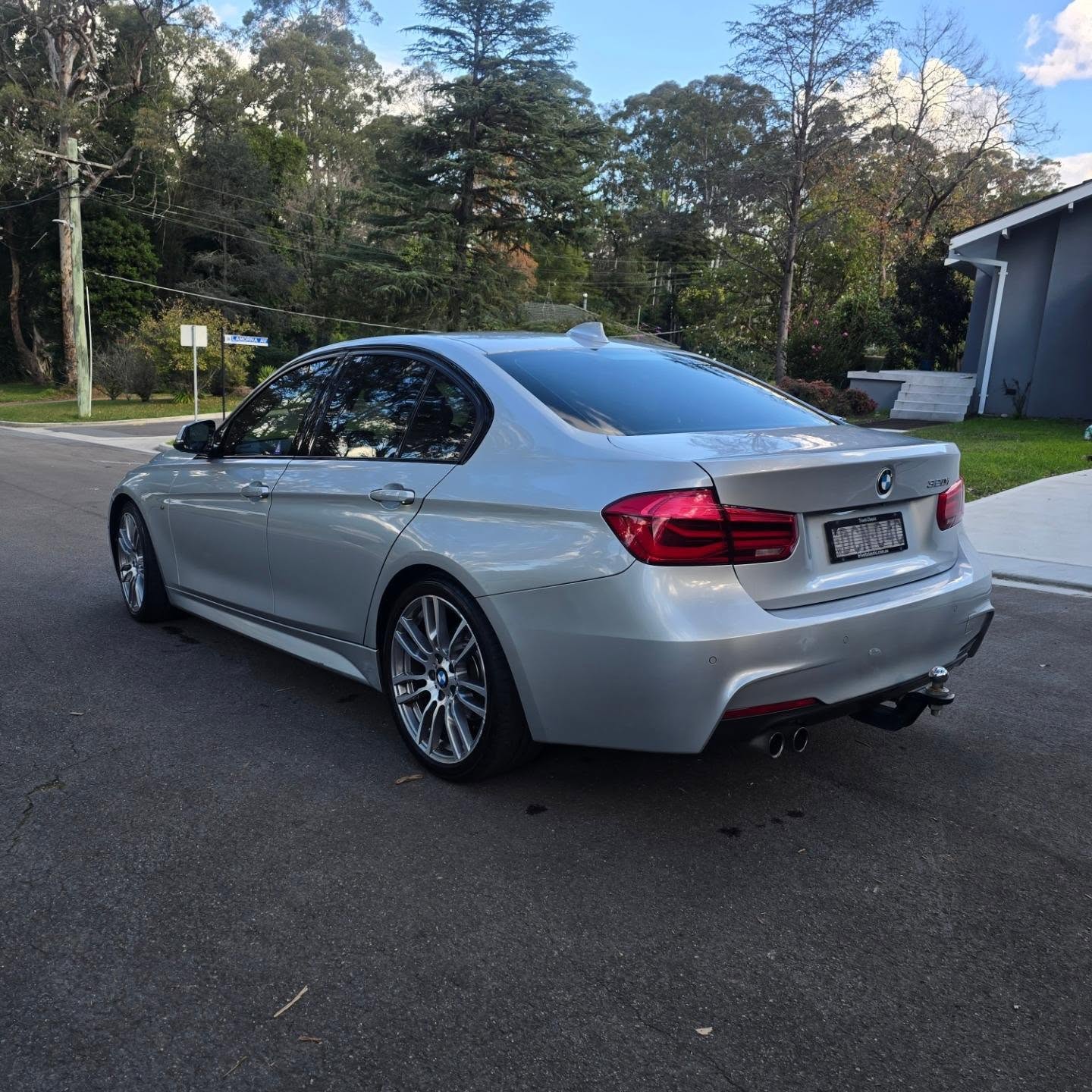 #bmw in for a Fast Presale package 📦
Our Presale packages are an all inclusive option for people looking to sell their cars.
We come to you and detail, photograph and get your car ready for its new owner. We then write your ad text and help you get the car sold online!
Call us now if your selling. www.fastsaledetailing.com.au
#detailing #Sydney #carcleaning #f30