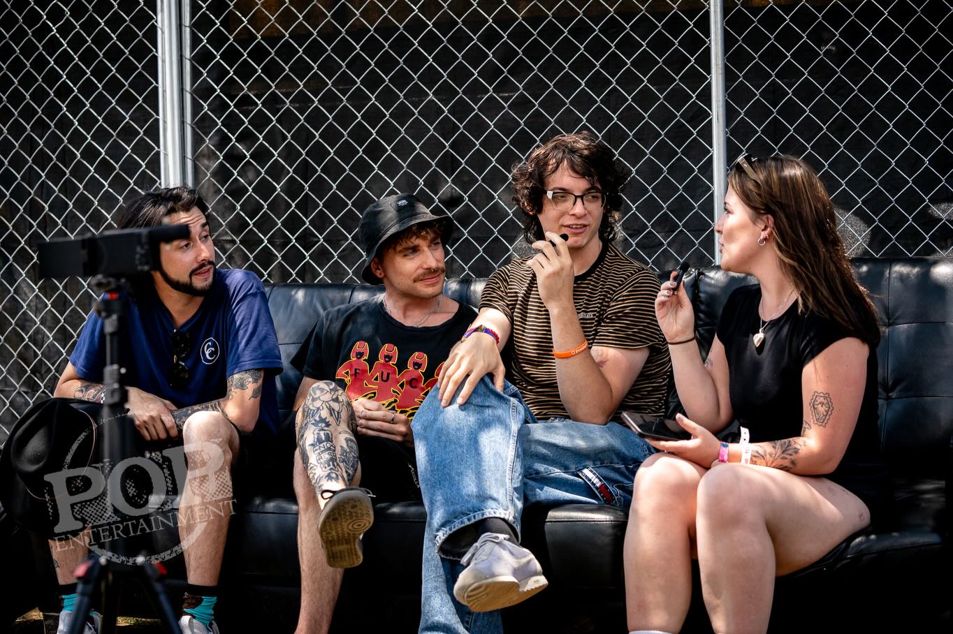 We had so much fun at @vanswarpedtourdc last weekend with @thirdeyeblind @riseagainst @hotmulligan @takingbacksunday @sleepingwithsirens @wearethewrecks @ofmiceandmen !
📸: @emmafoxphoto & @3bears_and_acat