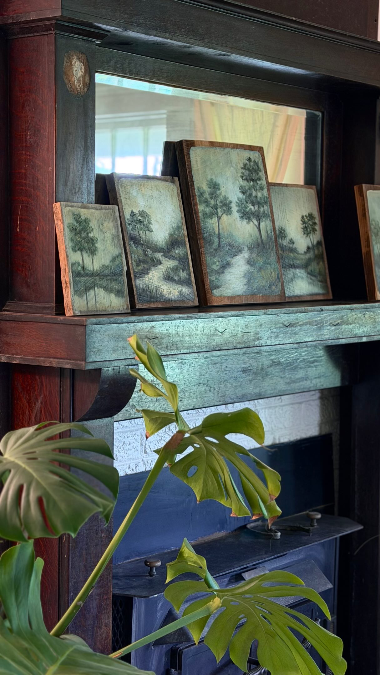Like many artists, it helps my process immensely to be able to stare at my paintings from a distance to see what they need. It also helps to see them together as I like to paint them in a way that allows you to be able to hang or display multiples together.
So I have shelves in my studio, and the fireplace is right outside my office so if I place them all here I can glance over while sitting at my desk.
Also my very results driven ADHD brain gets a reward from seeing all the pieces together. It shows me what I accomplished in a glance and that keeps me going. 🤗
Which is your favorite piece here?
#interiordesign #artconsulting #uniqueartwork #landscapeart #landscapepainter