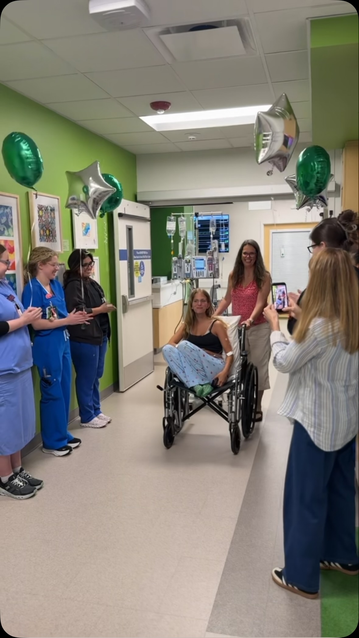 Imagine missing your senior prom and graduation for major surgery. That was the reality for 18 year-old Melia Means who traveled more than 1000 miles from Seattle for specialized care at @texaschildrensatx Texas Children’s Hospital Austin. But Ronald McDonald House Central Texas wasn’t about to let her miss out on those memories! With the help of her family, they brought the prom to her… complete with a “prom-posal” from her boyfriend who flew in for the big event. For families navigating difficult medical journeys, Ronald McDonald House is more than just a place to stay - it’s a home where magic happens. #atxgoodnews #prom #healing #heart