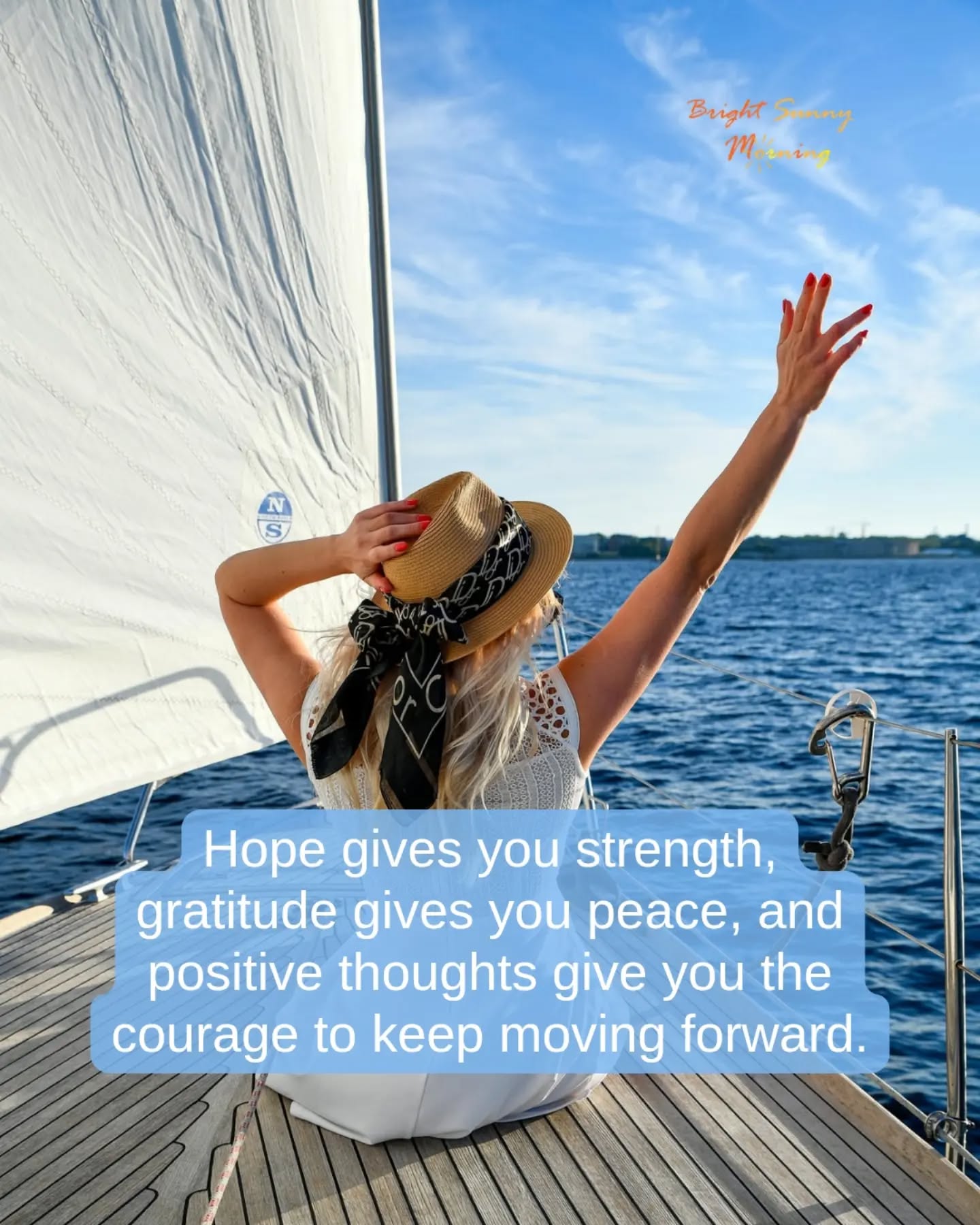 Hope gives you strength, gratitude gives you peace, and positive thoughts give you the courage to keep moving forward.
#mindset #positivevibes #motivationdaily #personalgrowth #innerpeace
