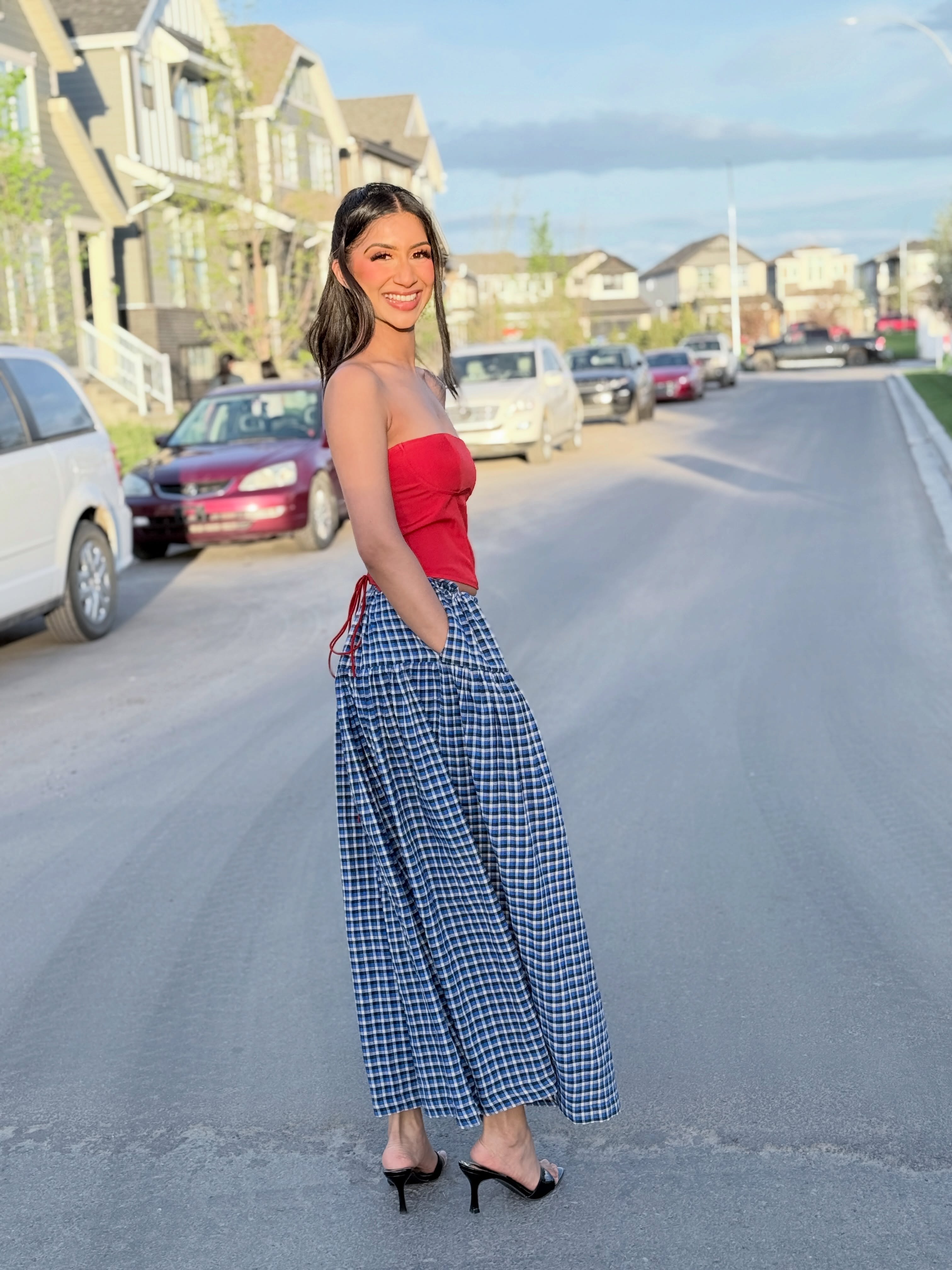 A skirt, pockets, and a good day ahead. ✨
Have the perfect summer in LARA Skirt ☀️☀️
Send a dm to place your order 💕