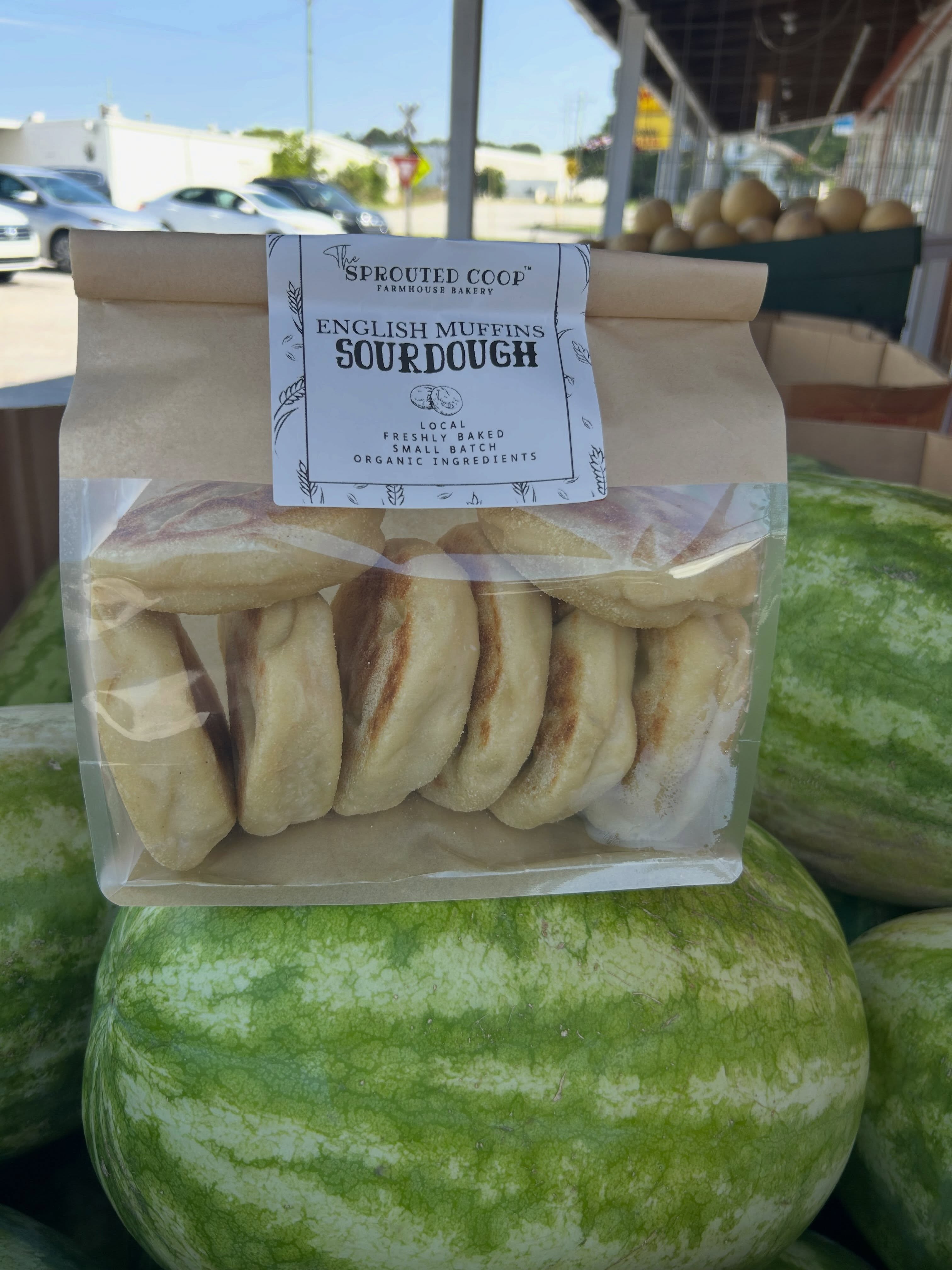 Deliveries early this week!
English muffins @bellewscountrystore and @winslettsproducemarket