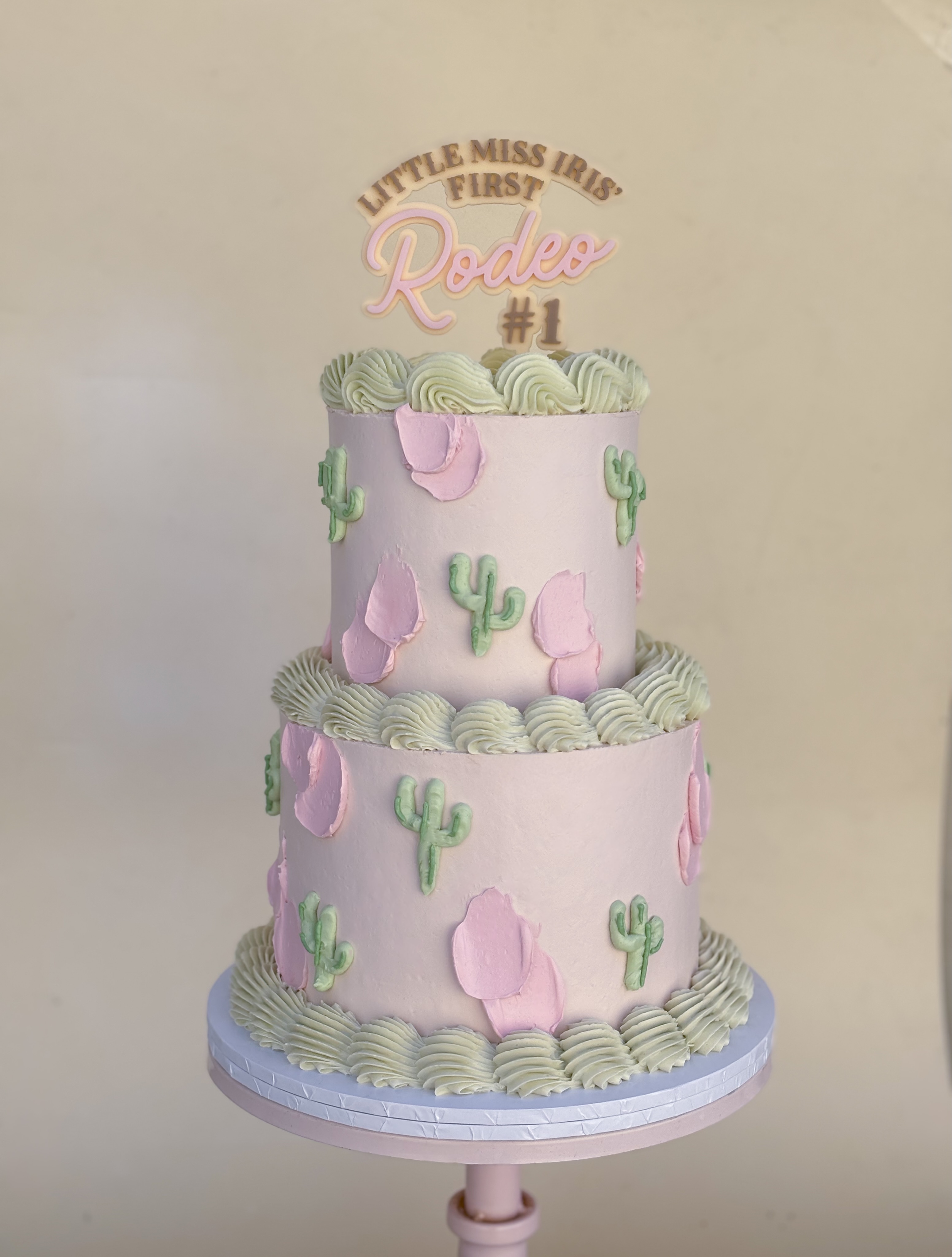 First Rodeo🌵
Cake Topper @chaos_eventsau
#firstrodeocake #retrocake #kaikaicakery #firstrodeo #goldcoastcake