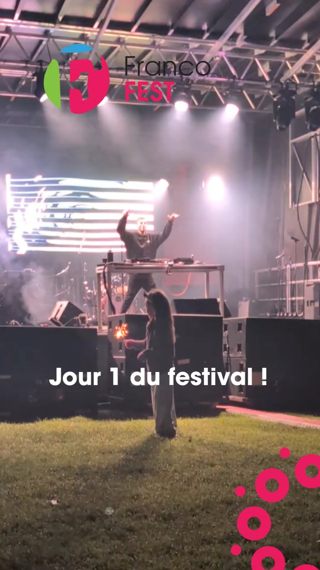 Un petit retour sur notre première journée du festival! Ne manquez pas votre chance de célébrer avec nous aujourd'hui dès 13h au parc Gage!
@veroniquebilodeau @hellovaelle @mirobelzil @smpty
#gratuit #hamilton #FestivalFrancophone #FrancoFEST2026 #HamiltonFestivals #musiquefranco #hamiltonfestivals #FrancoFEST #francofest #Francophonie