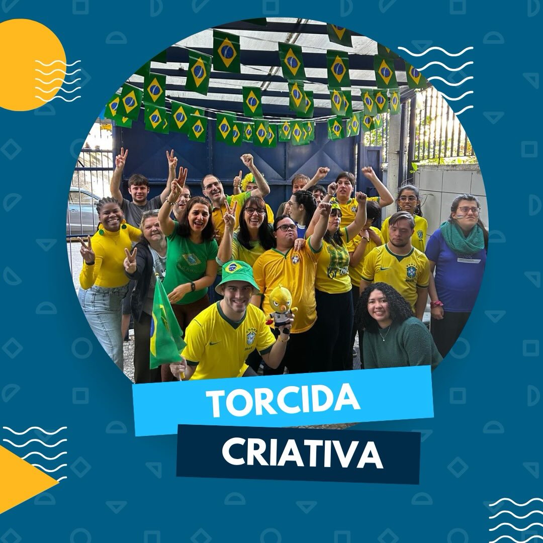 A contagem regressiva para a o próximo jogo do Brasil está alta, e a turma do VICS entrou no clima da Copa com muita criatividade e animação!
Em uma atividade especial, os alunos confeccionaram seus próprios objetos de torcida. Com atenção e capricho, criaram pulseiras da sorte nas cores da bandeira brasileira e produziram pandeiros utilizando materiais como tampinhas de garrafa, arroz e feijão.
Além de celebrar a proximidade de um dos maiores eventos esportivos do mundo, a proposta estimulou a coordenação motora, a criatividade, a concentração e o trabalho manual, transformando a expectativa pela Copa em uma rica experiência de aprendizagem.
No Colégio Eduardo Guimarães, acreditamos que atividades como essa tornam o aprendizado mais significativo, permitindo que os alunos expressem sua criatividade, desenvolvam novas habilidades e participem ativamente das experiências propostas.
Agora é vestir as cores do Brasil, reunir a torcida e vibrar juntos! 💚💛
#TorcidaCriativa
#NoClimaDaCopa
#EducaçãoInclusiva
#ColégioEduardoGuimarães