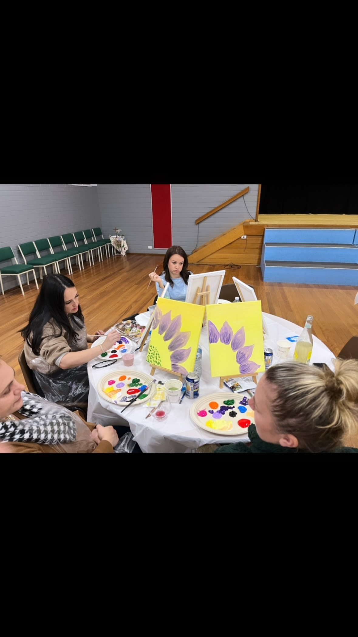 The creative juices were flowing Friday night at our annual Ladies Paint and Sip Night! ๐จ
A very BIG thank you to Doniya for taking the class and huge thank you to all who came - it was such a fun night and great to see so many artistic ladies!
Stay tuned for the next P&F event in August - BINGO Night (details coming soon!)