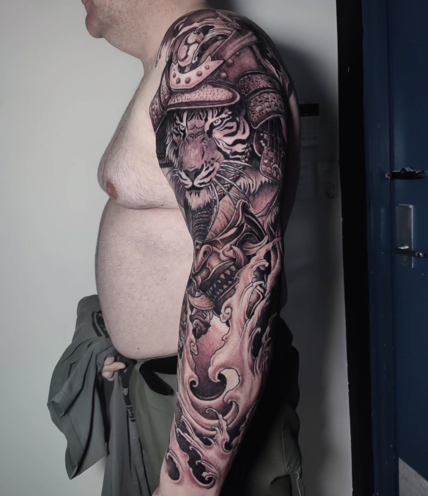Slightly a different tattoo from me. Japanese inspired piece. Thaanks team
.
.
..
@intenzetattooink @eztattooing @ghostlineapp @afterart.newzealand @inkpro_nz @fkirons @hustlebutterdeluxe #intenze #intenzeink #intenzeteam #afterart ghostlineapps