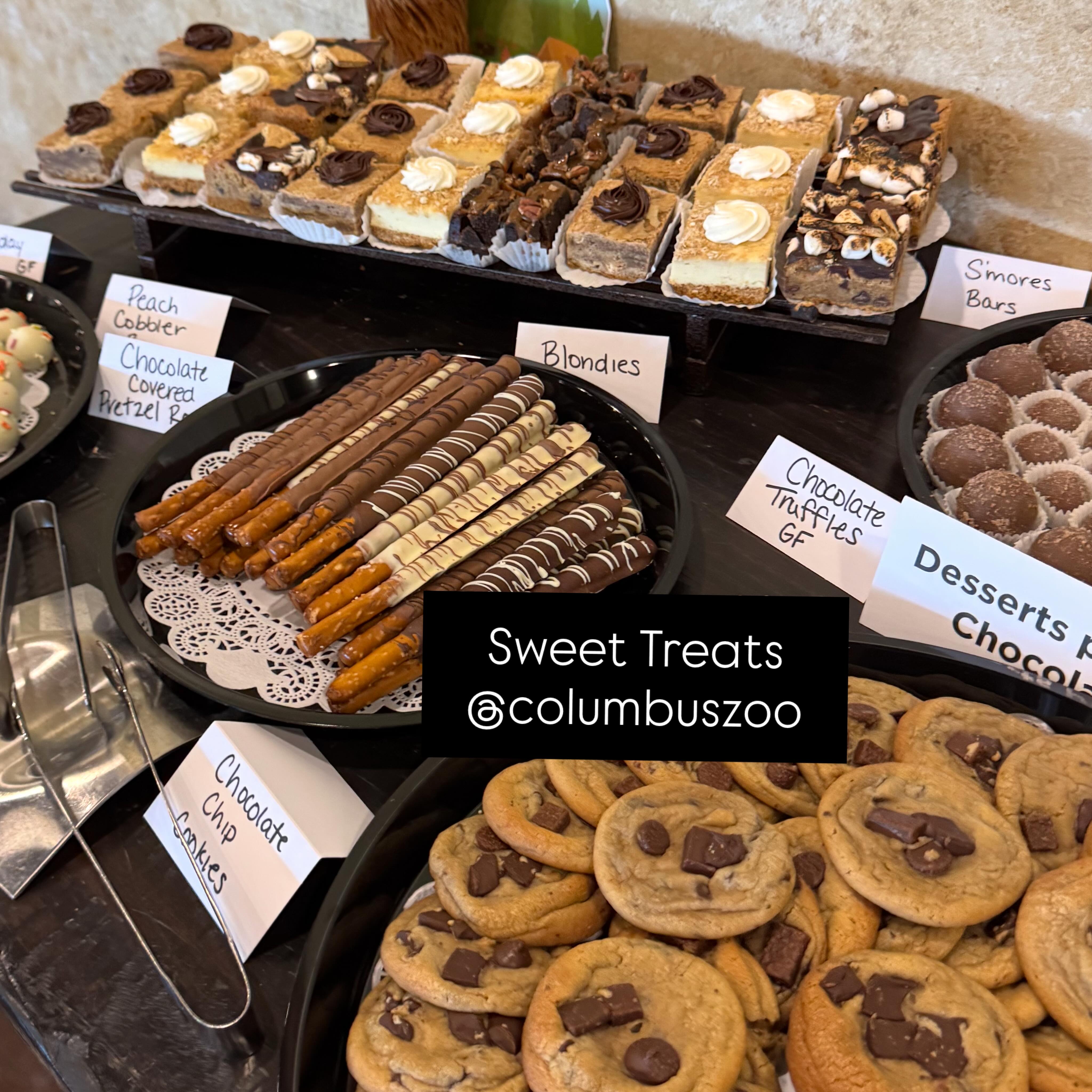 Thank you to the @columbuszoo for having us out tonight - we hope you enjoyed the treats because we sure enjoyed seeing the animals!! #wecater #desserts #animals #columbuszoo #chocolatecafe