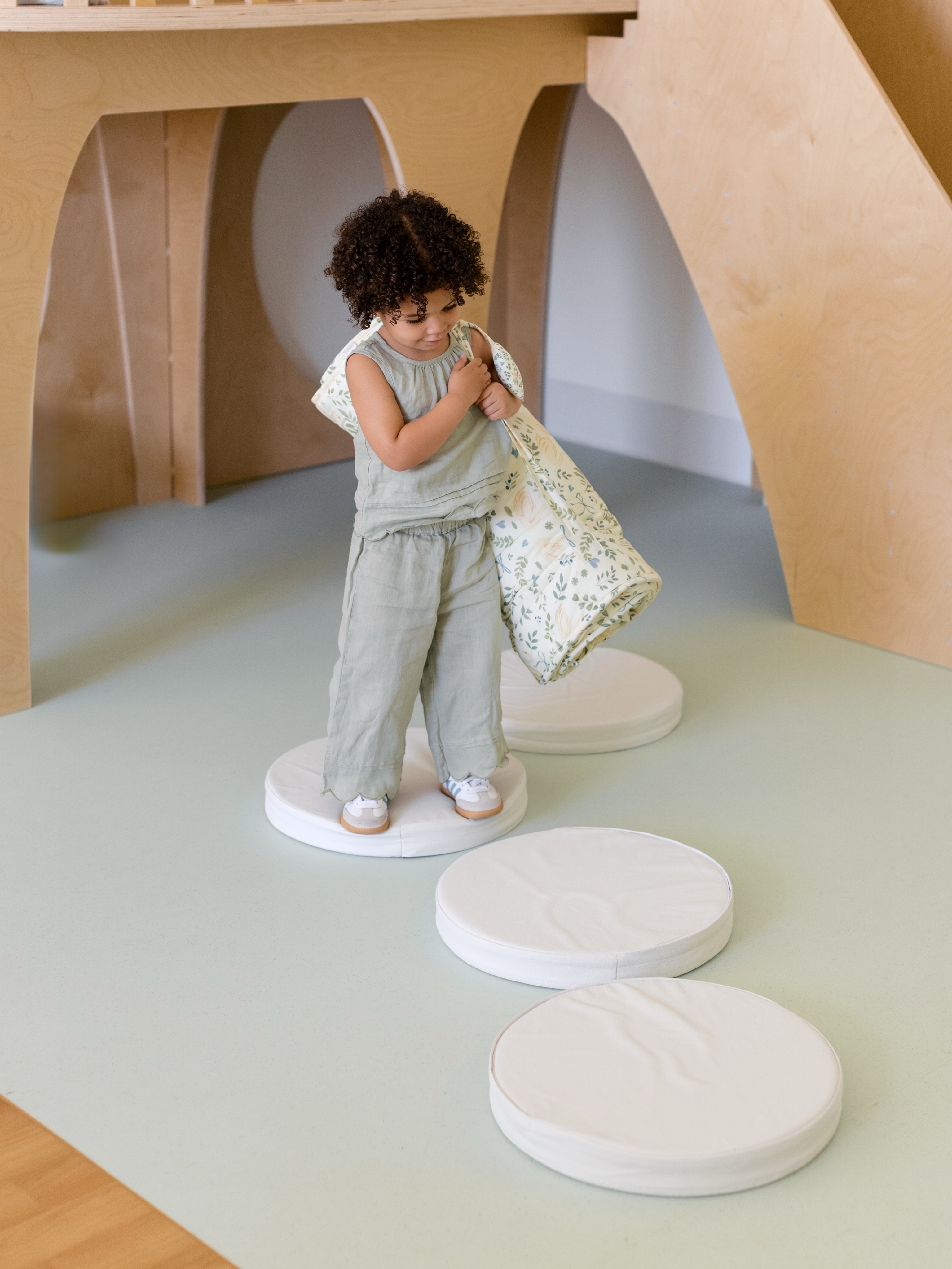 This brand shoot was just too precious!🥹
Client: @bloomere.us
Styling: @andreagrbichome
📷: @elzaphotographie