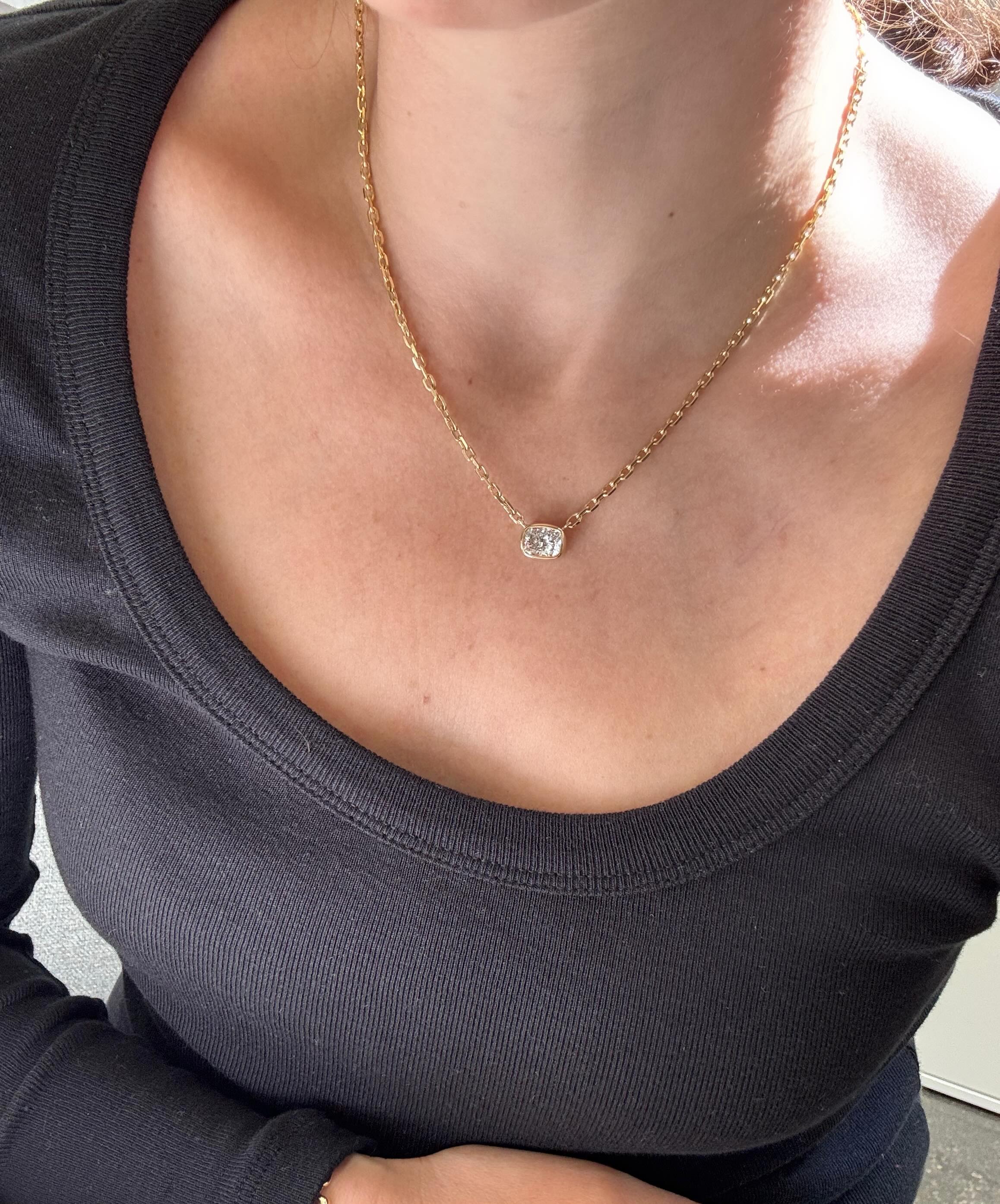 Cushion cut bezel for a lovely client ❤️