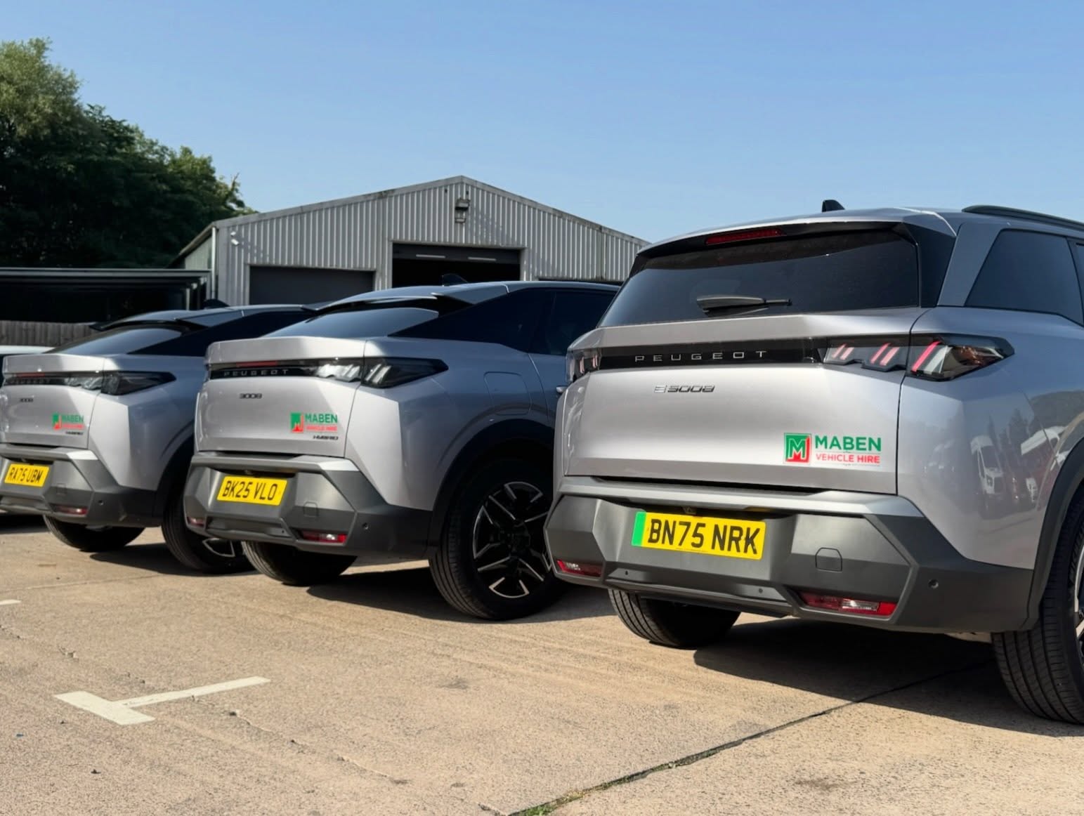 βοΈ Heatwave? No problem.
Our vehicles come with something specialβ¦ ICEY AIR CON. βοΈπ
Book now and keep your cool π
GET IN TOUCH ππΌ
π 0117 450 6880 (Bristol)
π 01495 757553 (Pontypool)
π© rental@maben.co.uk
π² Book online
π UNIT 4, ST ANDREWS TRADING ESTATE, THIRD WAY, AVONMOUTH, BS11 9YE
π PONT-Y-FELIN ROAD, NEW INN, PONTYPOOL, NP4 0DQ