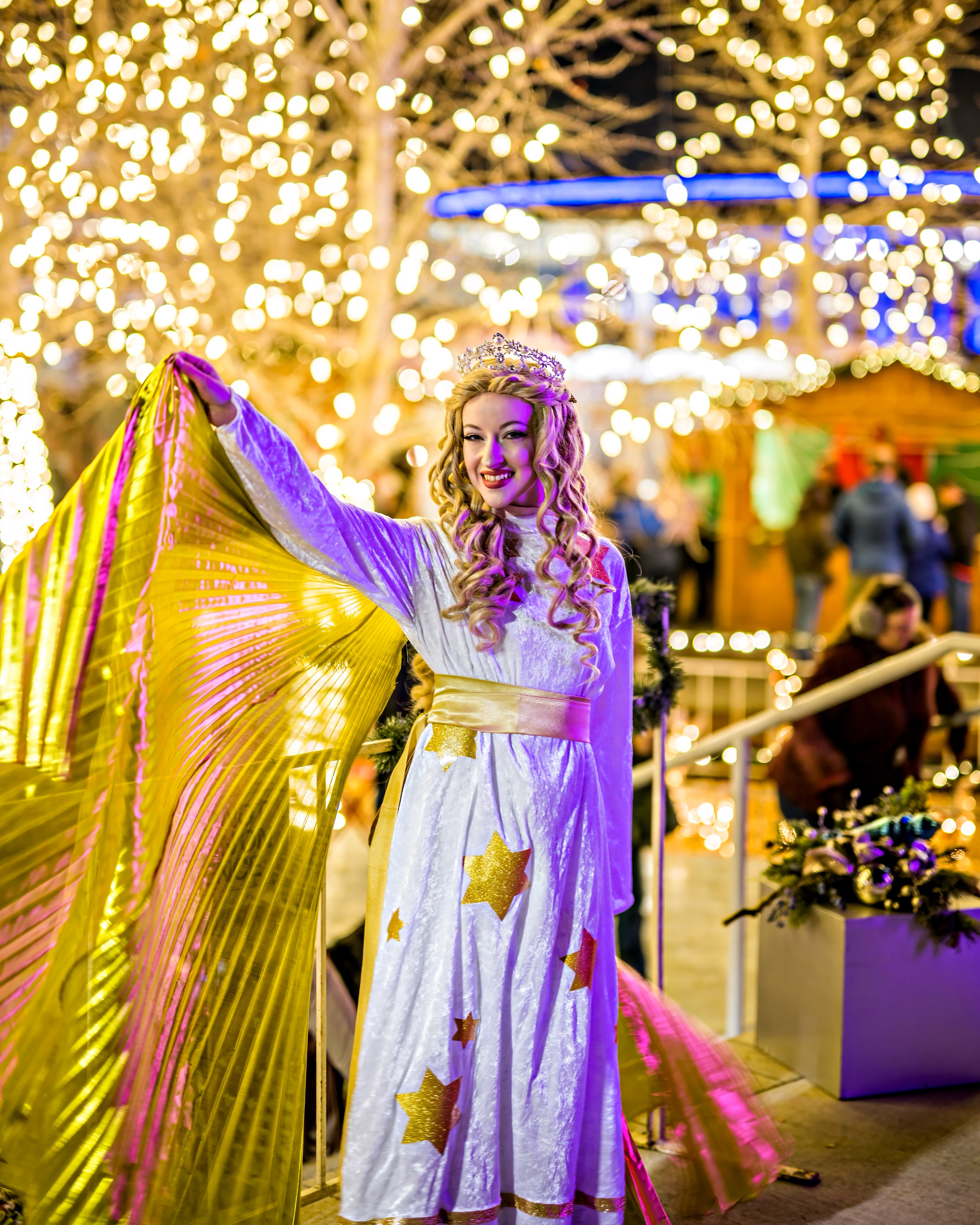 Since Instagram now lets you comment photos on posts, show us a picture of your favorite Christkindlmarket moment! 🎄✨🎅❄️☺️
.
#christmas #denverchristkindlmarket #holidayseason #christmasmarket #coloradolife