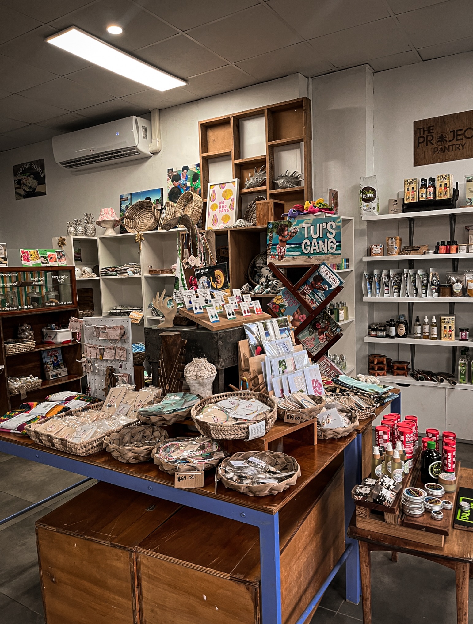Find us at the Ramada Complex — your new go-to spot for iced coffees, cocktails, and a whole lot of local love.
From clothes to souvenirs, we’ve brought small Fijian businesses together under one roof 🤍
Shop local, support local — every purchase tells a story.
Come through, say bula 💫
.
.
.
.
.
#fiji #fijiislands #tourismfiji #theprojectsfiji #localbusiness