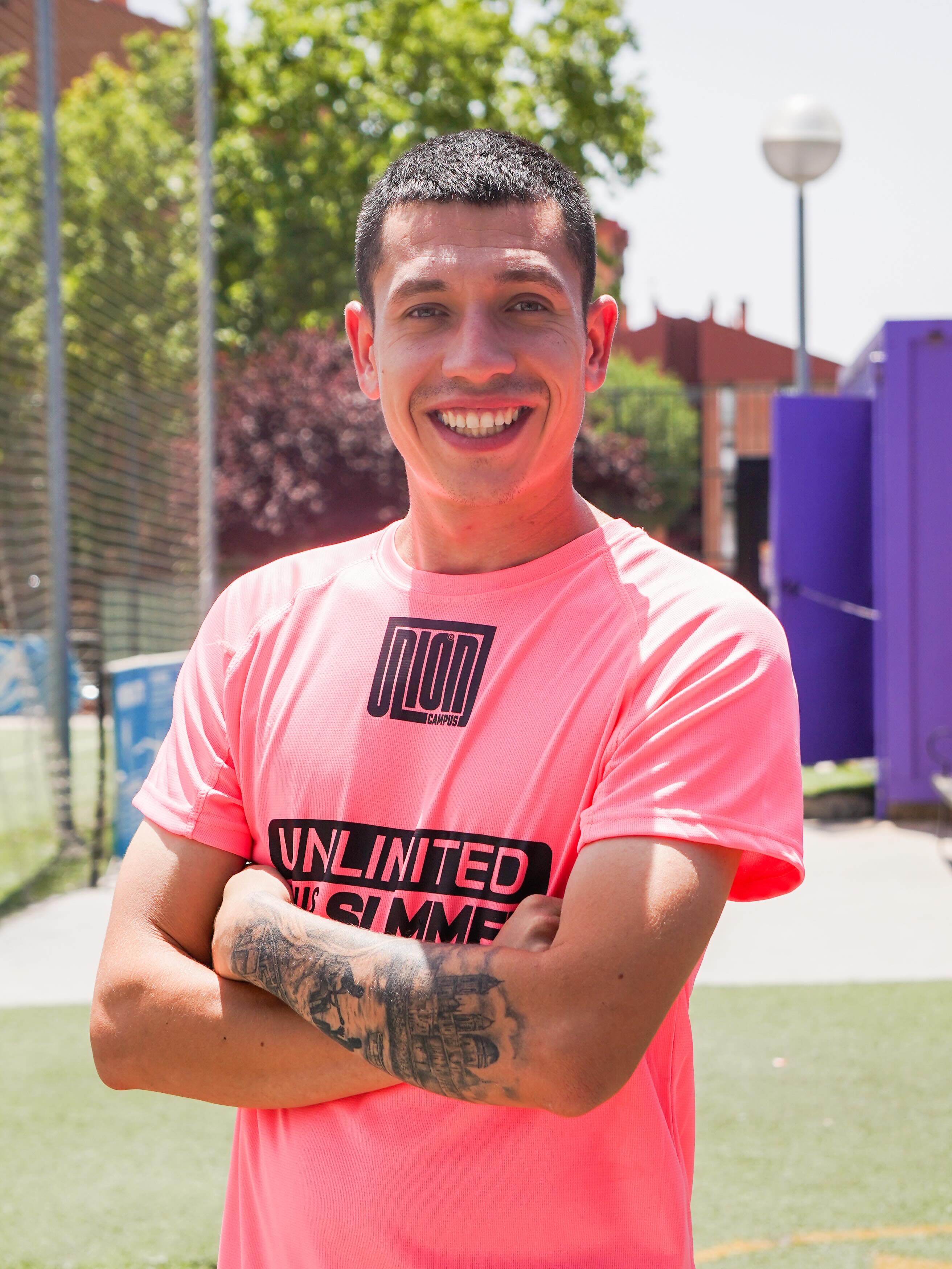 💙 ¡Nuestra mayor motivación son ellos!
“Nos esforzamos al máximo para que vuestros hijos vivan el mejor verano de su vida y se lleven experiencias que queden guardadas para siempre en su recuerdo.” — Coordinador del Campus La Unión ☀️✨
Verlos crecer, hacer amigos y sonreír cada día es lo que le da sentido a nuestro trabajo. ¡Gracias por confiar en nosotros un verano más! 🙌
#CampusLaUnión #VeranoInolvidable #ExperienciasÚnicas #CampamentoDeVerano