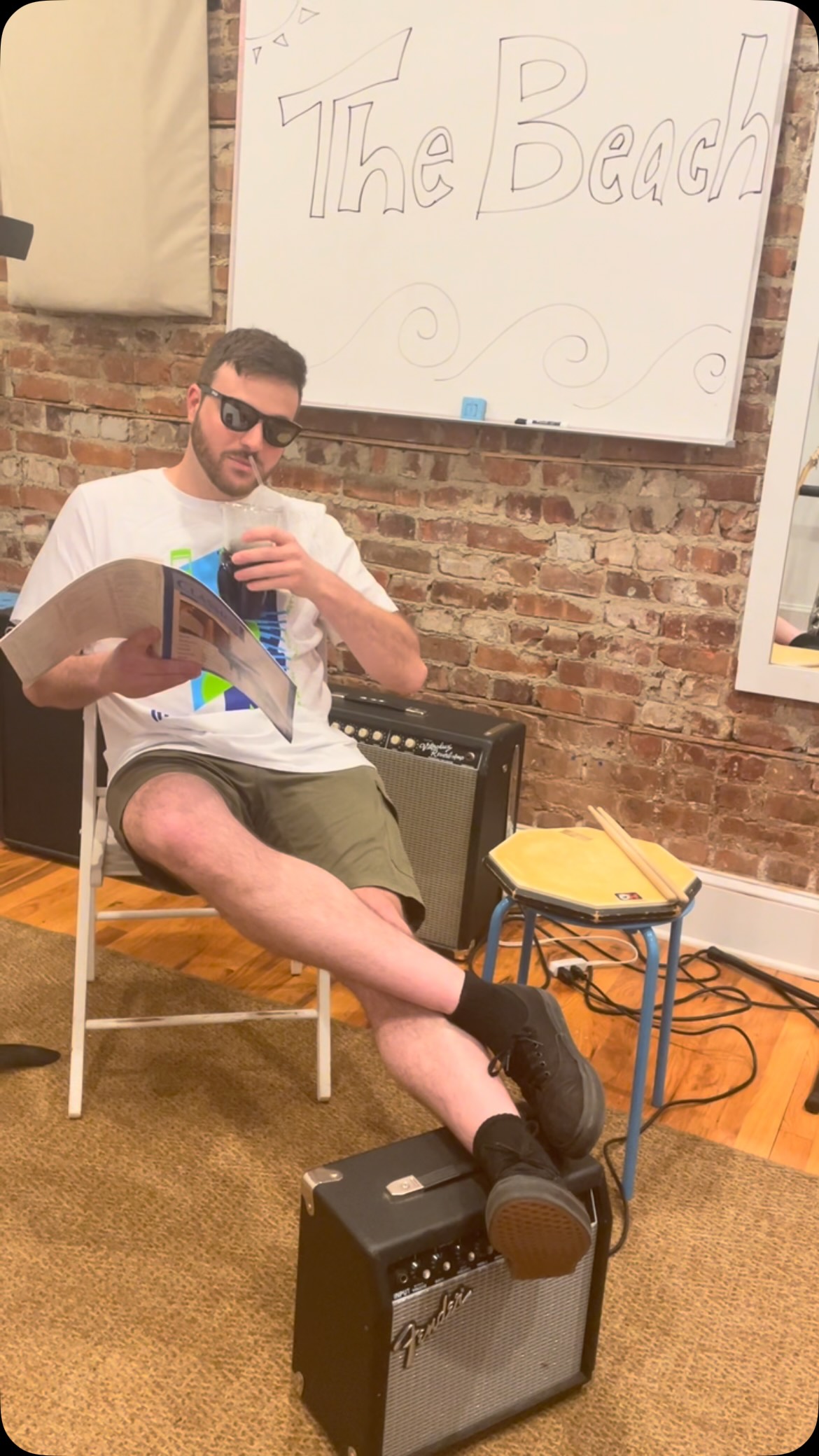 Just a reminder that we’re CLOSED for a Summer break! We’ll be back to making noise on July 6th 🤘 If you haven’t signed up for Summer lessons yet, reach out to us before slots fill up 🎶
#intunemaplewood #summerbreak #musiclessons #maplewoodvillagenj #southorangevillagenj