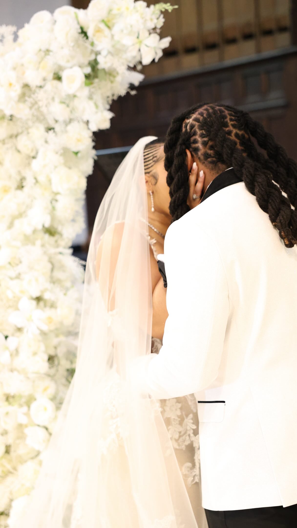 CARDO & BRIE
POV: walking down the aisle of your dreams.
White florals, the people you love most and a moment that was made just for you. St John’s Church Hyde Park 🤍
#weddinginspo #dreamwedding #churchceremony #aislegoals #londonwedding
