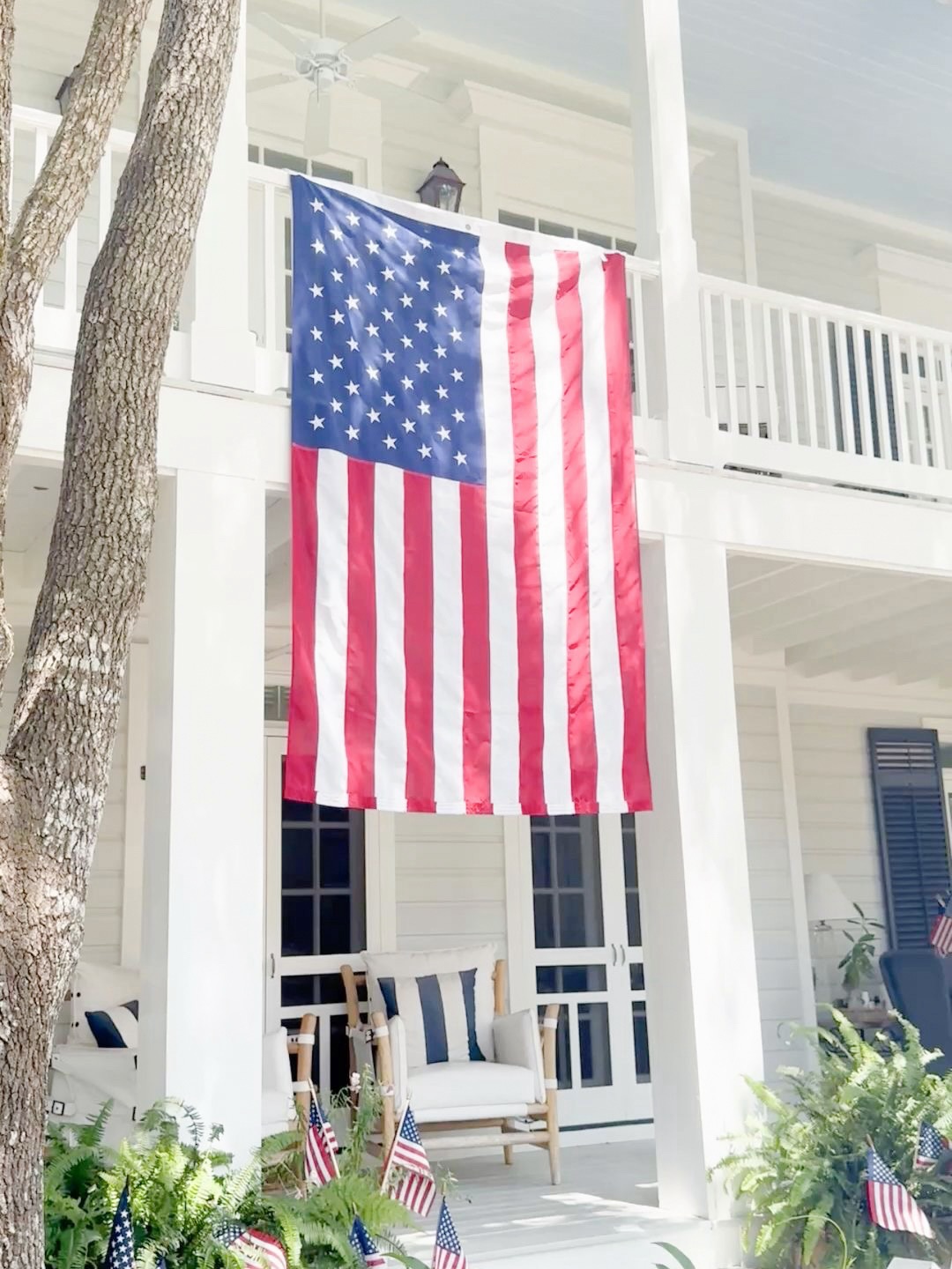 Happy 250th Birthday, America! 🇺🇸🤍
⠀⠀⠀⠀⠀⠀⠀⠀⠀
Here’s to 250 years of freedom, resilience, and the spirit that brings us together.
⠀⠀⠀⠀⠀⠀⠀⠀⠀
From all of us at Blue Magnolia, we wish you a safe, happy, and delicious Fourth of July weekend filled with great food and unforgettable memories.