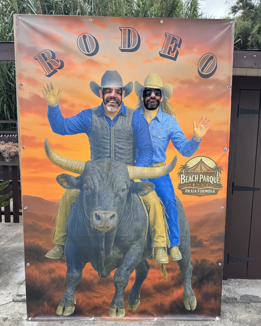 Not our first rodeo…
Actually, it is. 😭🇵🇹🐂