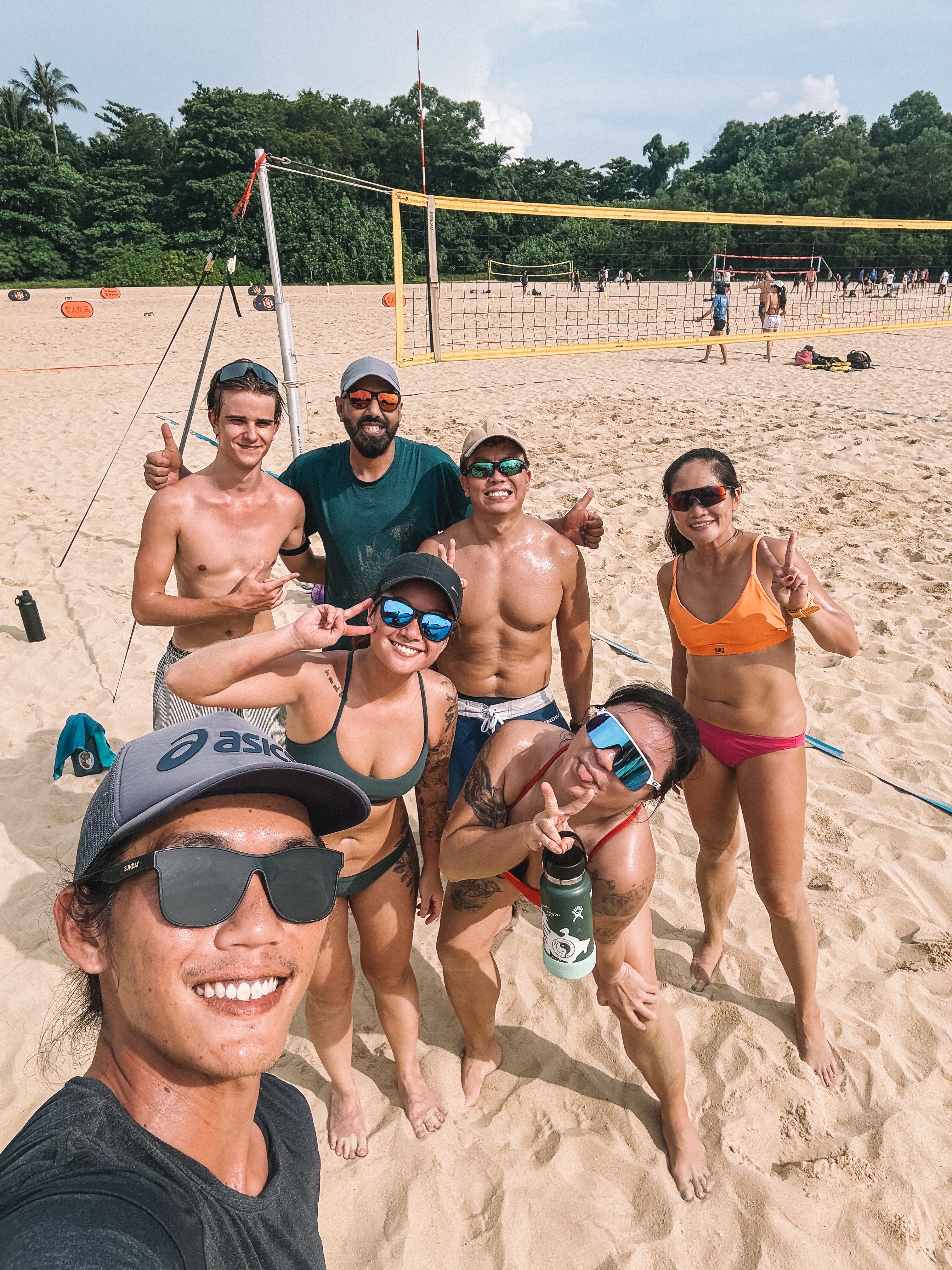 WINDS BEACH VOLLEYBALL ACADEMY! 🏐
Last week lesson members! It was a busy week, I forgot to update! 😅
Group, private and 1-on-1 classes available!
📱 www.winds-academysg.com
#windsbeachvolleyballsg #windsacademy #beachvolleytrainer #personaltrainer #beachvolleyball training workout healthy fitness followme instagood lifestyle gym instagram 筋トレ ビーチバレー フィットネス トレーニング フィジカル style コアトレーニング シンガポール ダイエット sun smile volleyball beach