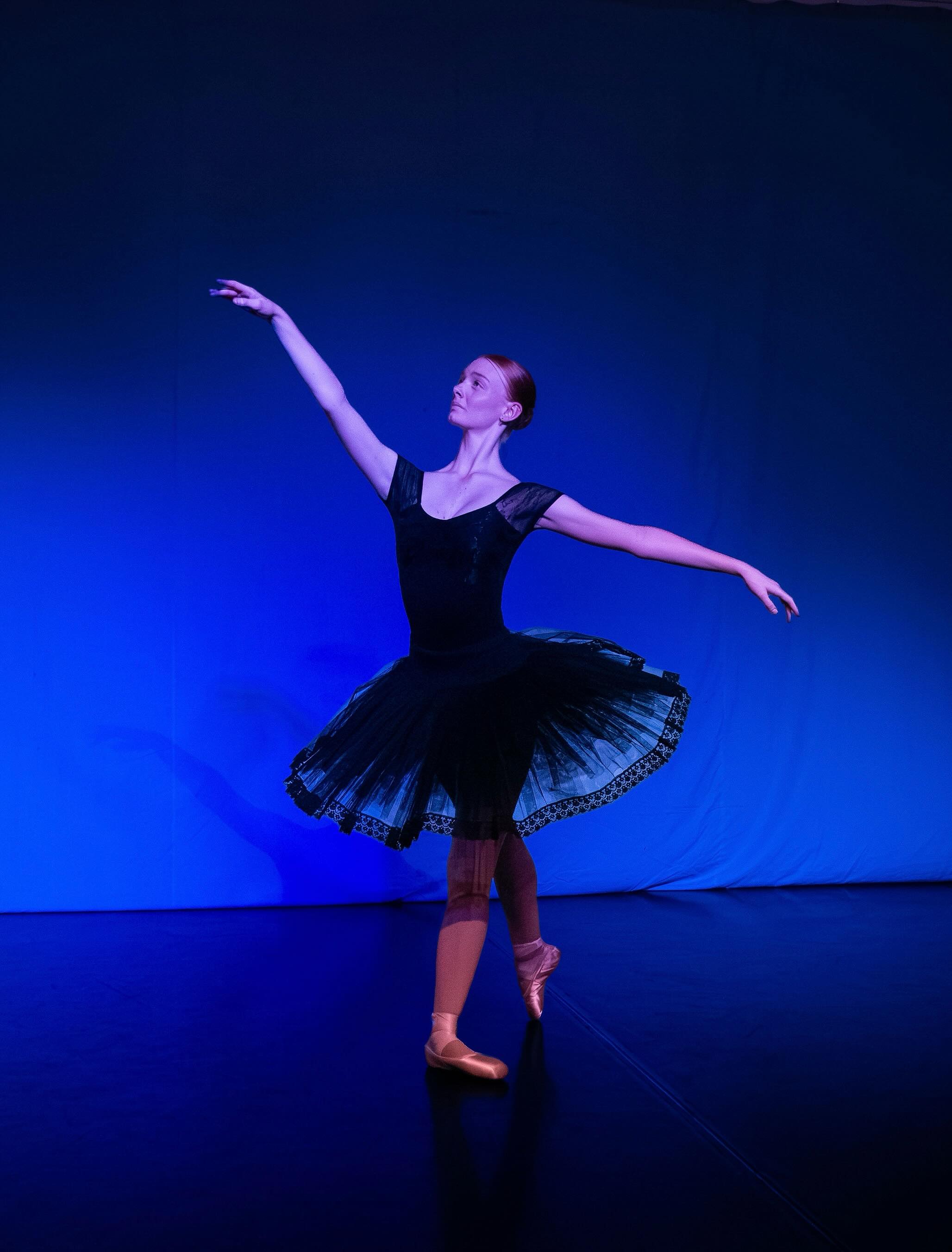 Some beautiful solo moments from our mid year concerts ✨
Over the last week, our students performed their class work they’ve been working hard on throughout the year. Congratulations to all of our students on a wonderful week of dancing 💙🩰
📸: @shot_by_jaz_
#danceventure #perth #ballet #rad #solo