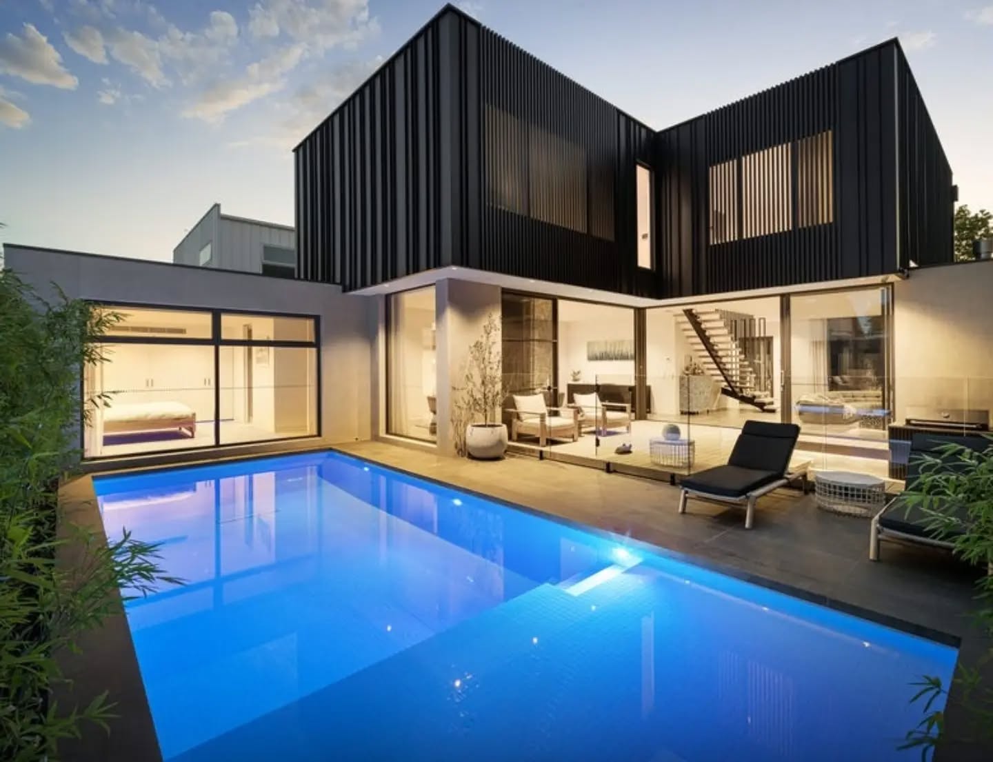 Weekend loading π
πββοΈπ¦π
#poolbuilder
#poolside
#baysidemelbourne
#bayside
#landscape