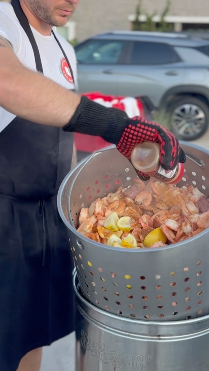 Just what we needed!!
#outerbanksboilcompany #seafoodboil #outerbanks #bestpotonthebeach