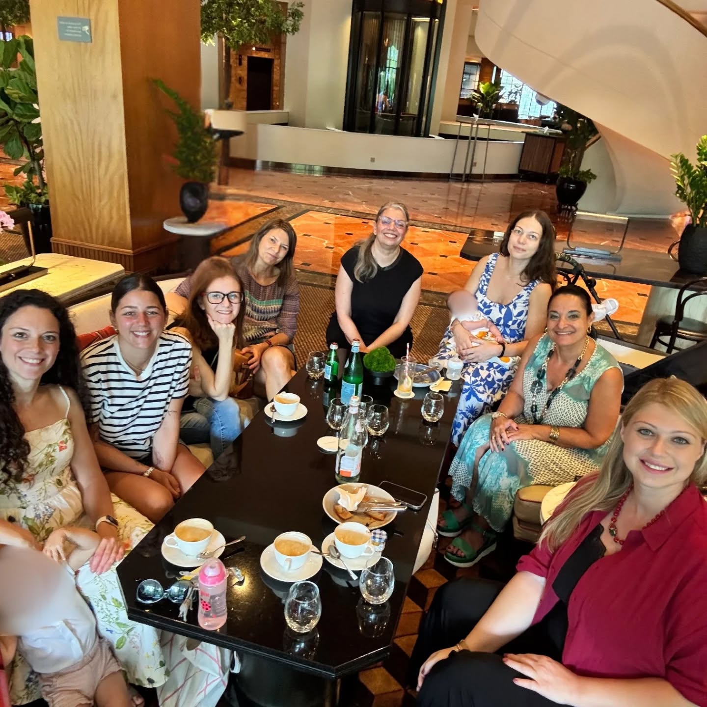 Wrapping up our final Welcome Coffee before the summer break at @dolcetto.sg @conradsingaporeorchard
It was wonderful meeting new faces, sharing stories, and showing how IWG can guide and support you through your Singapore journey. 🇸🇬
We are taking a brief pause for the summer, but we’ll be back soon.
Drop us a DM to get on the list for our next session in September! ☀️
#IWGSingapore #welcomecoffee #communitysupport #singaporeexpats #expatlifesg