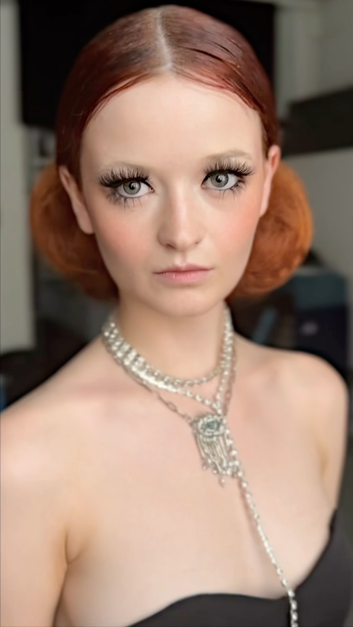 Obsessed with this makeup and hairstyle look for the gorgeous @_talia.r for our fashion shoot! Can’t wait to show you the results!
#andreapalkomakeupartist #fashionmakeup #makeupartistinswitzerland #hairstylistinswitzerland #fashionphotography