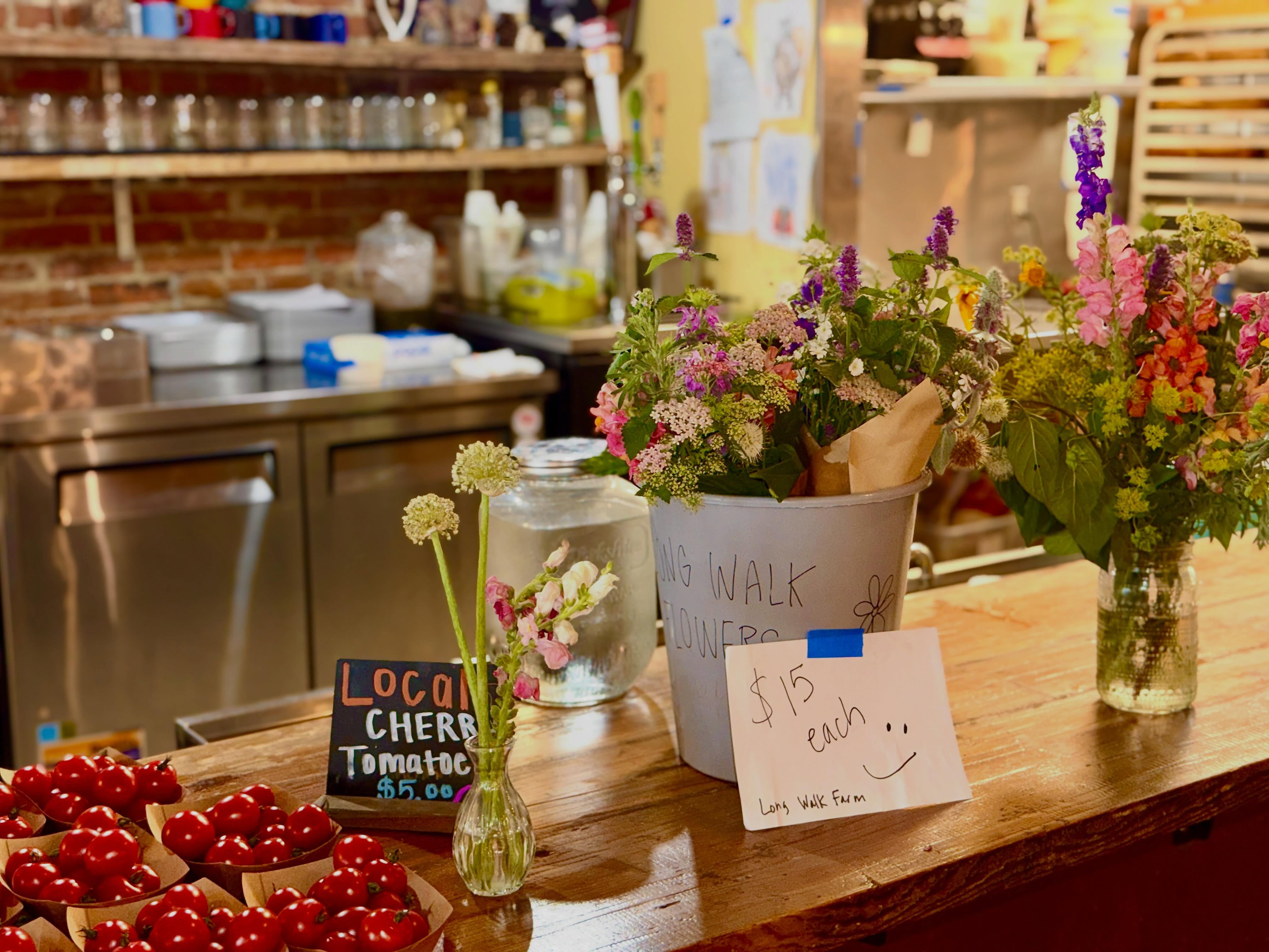 Get setup for the weekend — a beautiful bouquet and some cherry tomatoes 😊, full swing into Summer ✨
www.kitchentableomaha.com
Dine IN, Takeout, Door Dash!
Thank you for choosing: small, local, scratch-made, with love
Making food that makes you feels good — eating with the seasons, a little something for everyone ✨
Shop Small x Eat Local