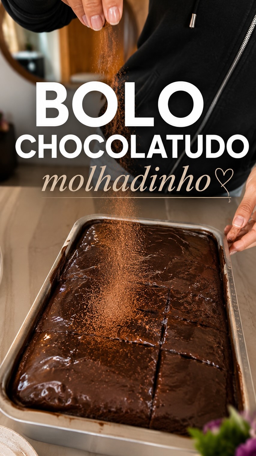 🍫🍫 Algumas receitas vão muito além dos ingredientes.
Elas viram lembranças da infância, mesa cheia, risadas na cozinha e aquela disputa pelo último pedaço. ❤️
Esse bolo é exatamente assim por aqui. E, no final das contas, a melhor parte nem é a cobertura de chocolate…
É ver quem a gente ama aproveitando cada pedaço. 🤎
✨ Receita completa no comentário fixado.
👇 Me conta: qual receita te lembra momentos especiais em família?🤎
#bolodechocolate #receitacaseira #bolomolhadinho #receitafacil #conexaonutris