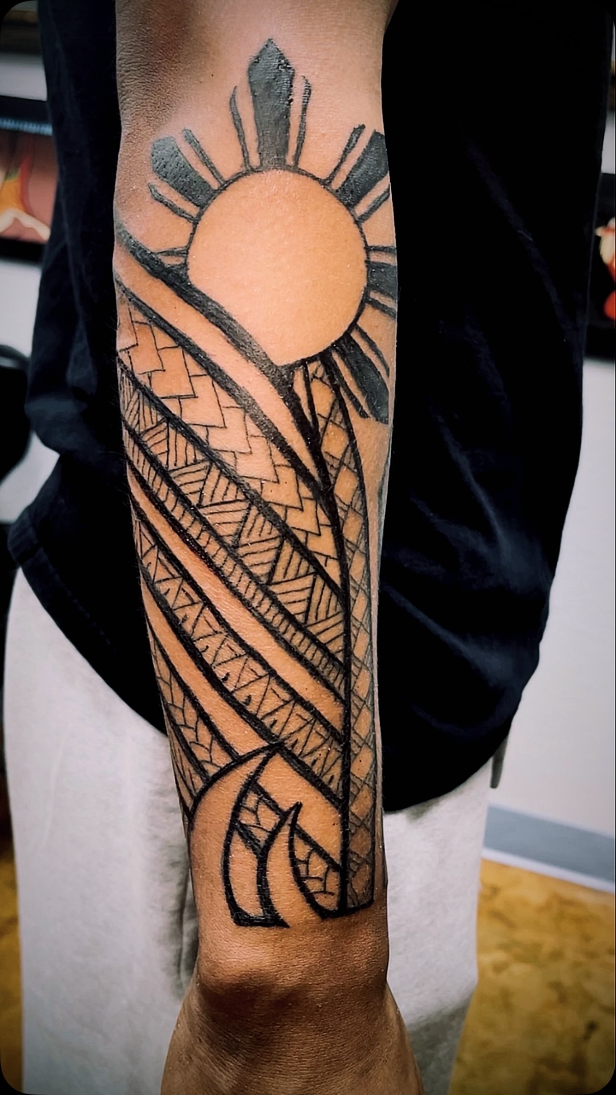 Wear your roots. Carry your story.
Artist @gregulibasiii
#sacramentotattoo #mosterinktattoo #sacramentotattooshop #sactattooartist
