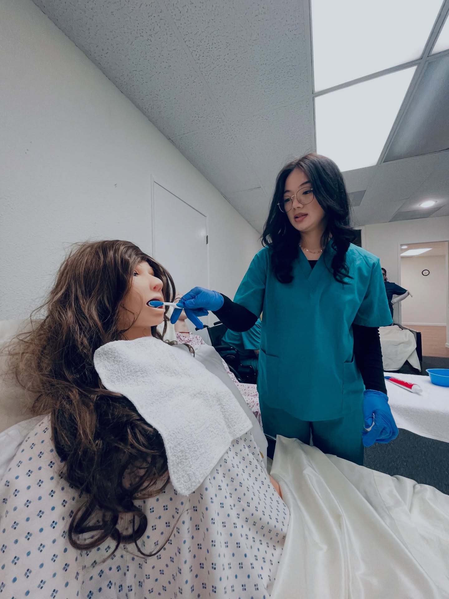 Mouth Care Matters in CNA Training 🦷🪥
At Allied Healthcare College, our CNA students learn that oral hygiene is more than brushing teeth—it’s essential to patient comfort, dignity, and health. Proper mouth care helps prevent infections, discomfort, sores, and nutrition issues, especially for patients who can’t care for themselves.
CNAs play a key role in daily oral care—from brushing teeth to caring for dentures and keeping the mouth clean and moisturized.
Small actions make a big difference in patient well-being.
#CNAtraining #AlliedHealthcareCollege #NursingAssistant #OralHygiene #HealthcareHeroes