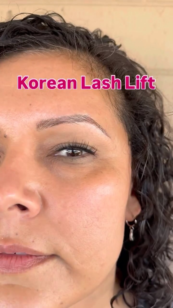 Now offering Korean Lash Lifts! Book a Korean Lash Lift and Tint at www.azlashlady.com #koreanlashlift #lash #lashes #downtownchandler