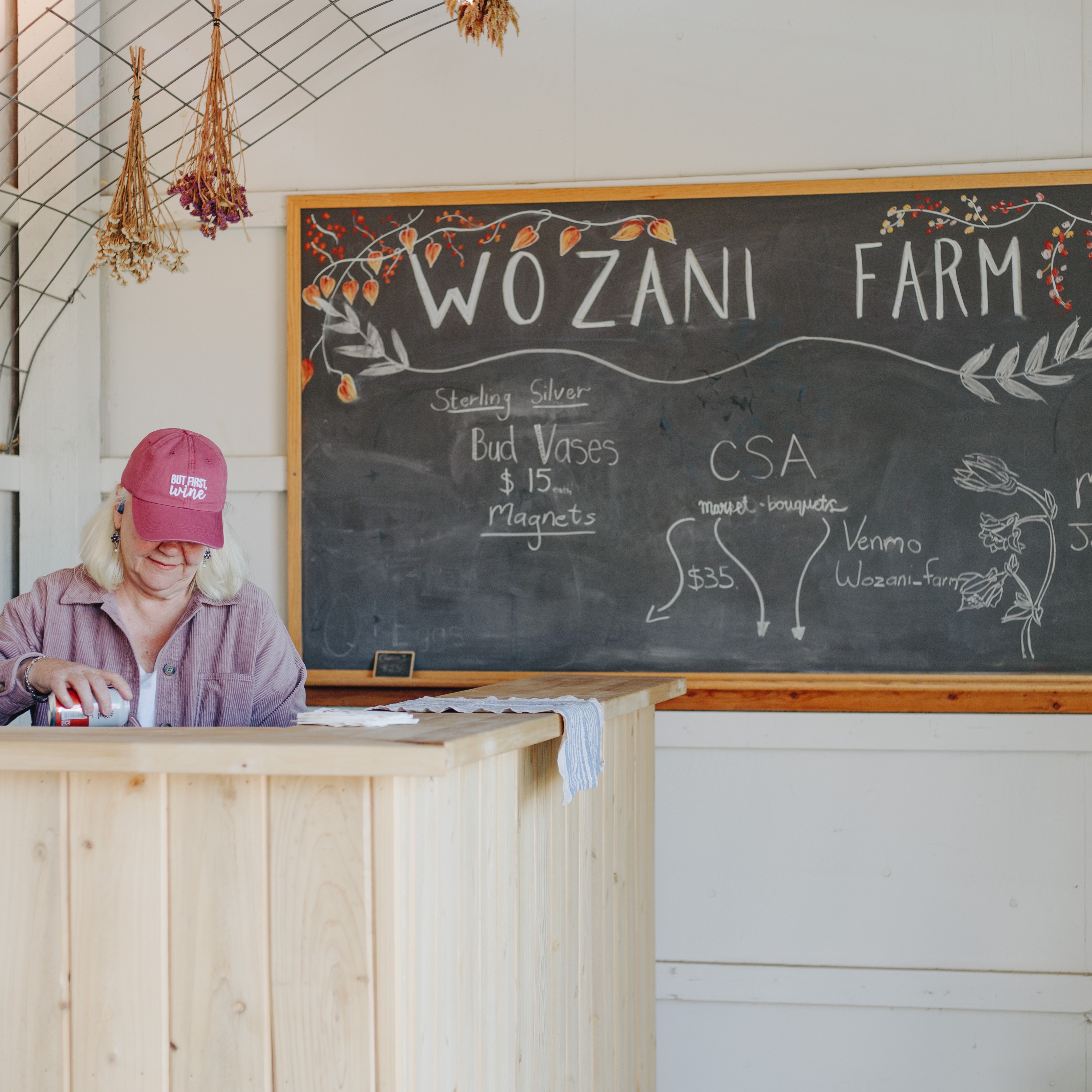Summer season is in full swing on the farm. Although the zinnia and marigolds are still a couple weeks from blooming, we have our first dahlia of the season shining their faces and waving hello! We will be open for the 4th. And hope that you come out and u-pick some flowers, or get a market bouquet for yourself! Or send me a message and I'll have a bucket full of diy flowers for you to create your own masterpieces.