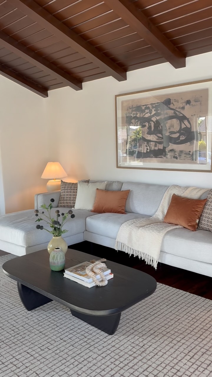 ✨ Just completed in Alameda, CA.
This 1928 Spanish-style home already had incredible character, from the exposed wood ceilings to the original arched openings and charming fireplace. Our goal wasn’t to compete with the architecture, but to enhance it with warm, timeless furnishings that let buyers imagine themselves at home.
The best staging doesn’t overpower a space, it tells the story the home was always meant to tell.
What do you think of this transformation?
📍Alameda, California
#HomeStaging #StudioMStaging #AlamedaRealEstate #BayAreaRealEstate #LuxuryStaging HomeStager InteriorStyling SpanishStyleHome CaliforniaHomes RealEstateMarketing RealtorLife InteriorDesign StagingWorks BeforeAndAfter BayAreaHomes LuxuryHomes RealEstatePhotography HouseGoals SellForMore VacantStaging