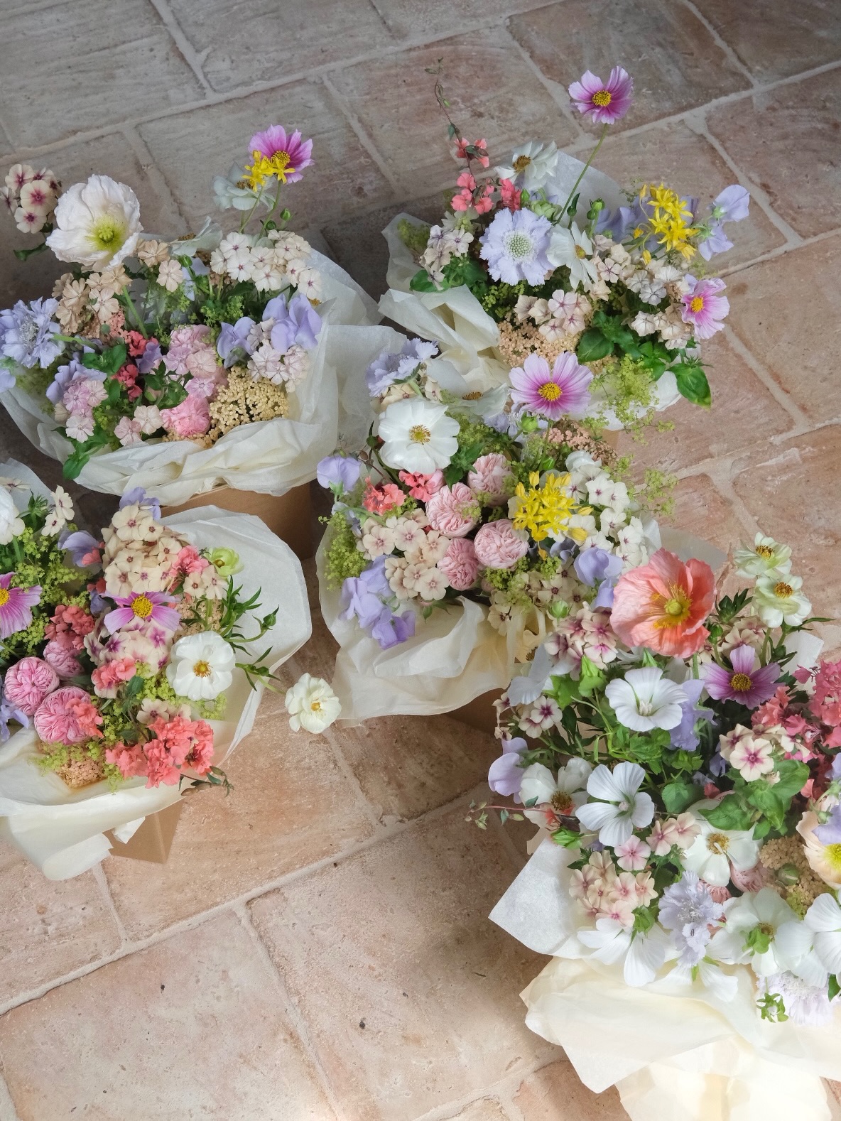 Another week full of colour✨ bridal flowers ready for their moment yesterday.
Norfolk wedding
Norfolk florist
Wedding flowers
Seasonal flowers
Bridal bouquet