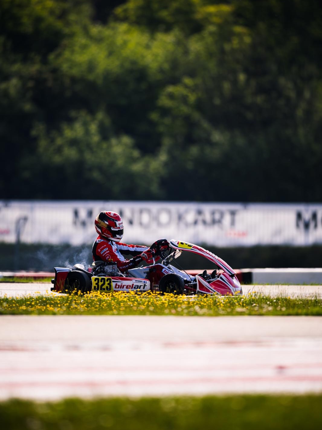 Last time we were in Sarno the weather was much cooler 🥶 This week the sun is shining hot and racing is expected to be even HOTTER 🔥
It’s time to race the second, and last, round of @fia.karting.championship European Championships 🇪🇺
See u in @circuitonapoli 🫡
📸 @matteoessevisuals
#mara #gomara #birelart #redpassion #fiakarting