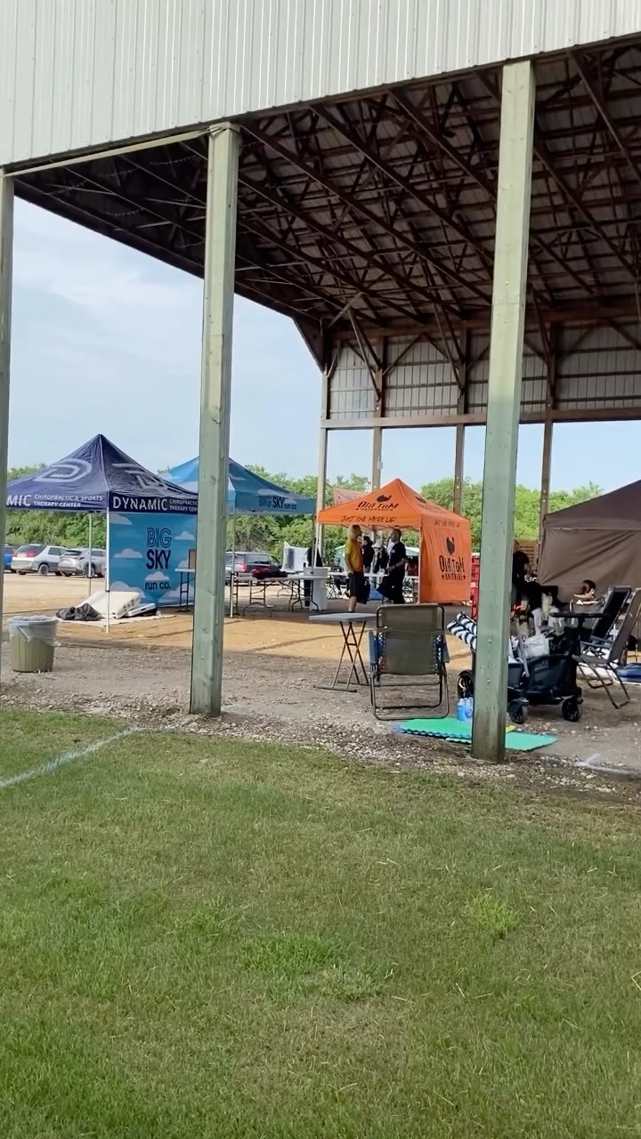 And just like that the farm has been taken over by the backyard tent village!
A bunch of warriors setting up before they go to war!
1 more sleep… 💤