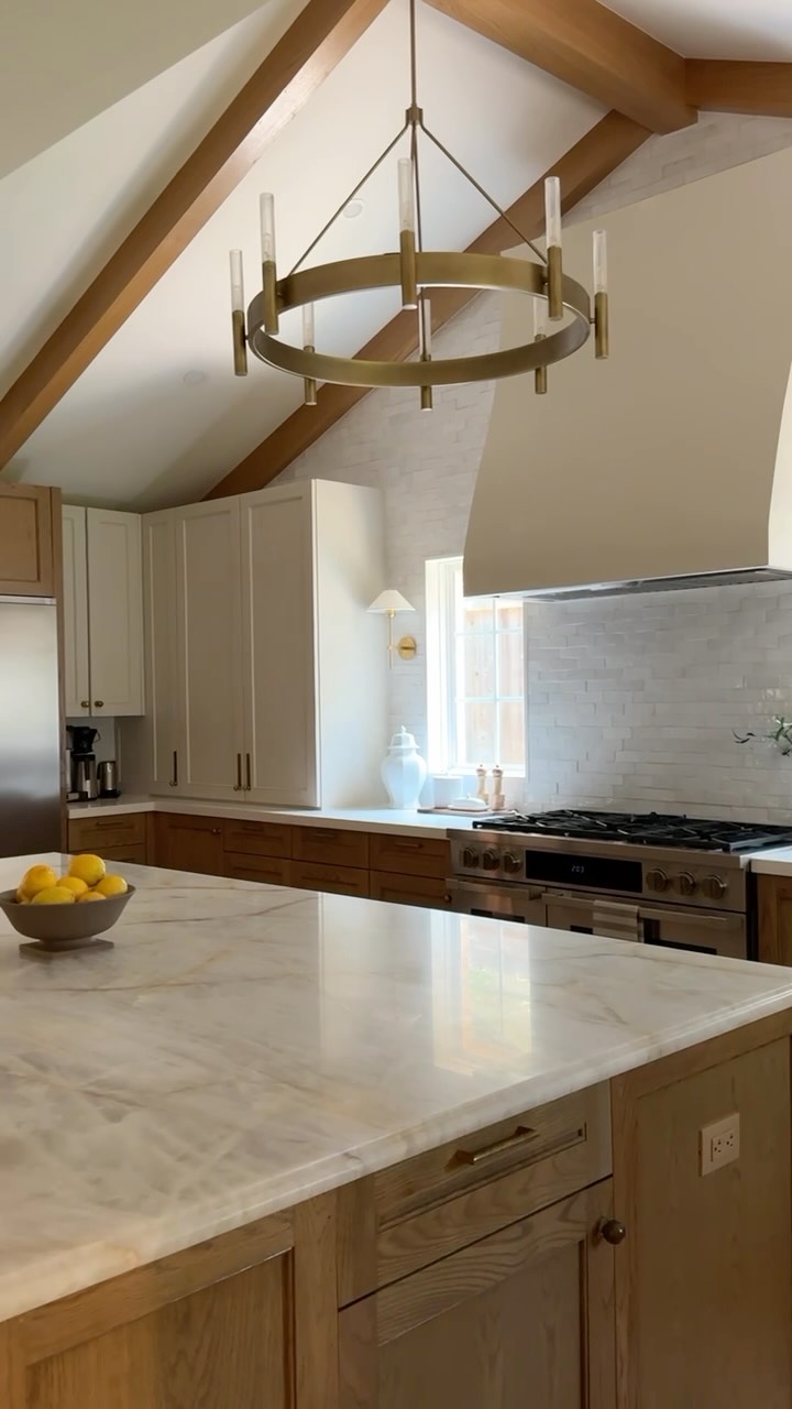 Hello, July.
A new month is the perfect excuse for a fresh start—and what better place to begin than the heart of your home? This timeless kitchen was designed to be as beautiful as it is functional, creating a space where everyday moments become lasting memories.
If a kitchen like this has been living on your vision board, let’s make it a reality. #KitchenDesign #InteriorDesign #LuxuryInteriors #DreamKitchen #TexasInteriorDesigner
