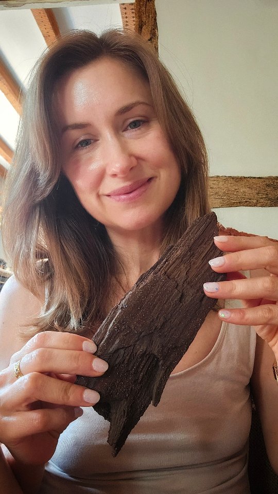 Some parcels deserve to be opened gracefully... this wasn't one of them. 😂🦝
The second this beautiful piece of partially fossilised wood arrived from Fern & Clay, all composure disappeared. I had to get it out of the box immediately!
Just look at those wood grains preserved, with the most incredible sparkling crystal pockets catching the light. It feels like holding a tiny fragment of Earth's history in your hands.
One of the things I love most about supporting small businesses is discovering treasures that you simply wouldn't stumble across anywhere else, and Lottie has such a wonderful eye for sourcing unique pieces.
If you're a fellow crystal lover, fossil collector or simply appreciate nature's artistry, I have a feeling you'll fall in love with this one too. ✨
Thank you, Lottie, for another beautiful addition to my collection. 🤍
#CrystalCollector #CrystalCommunity